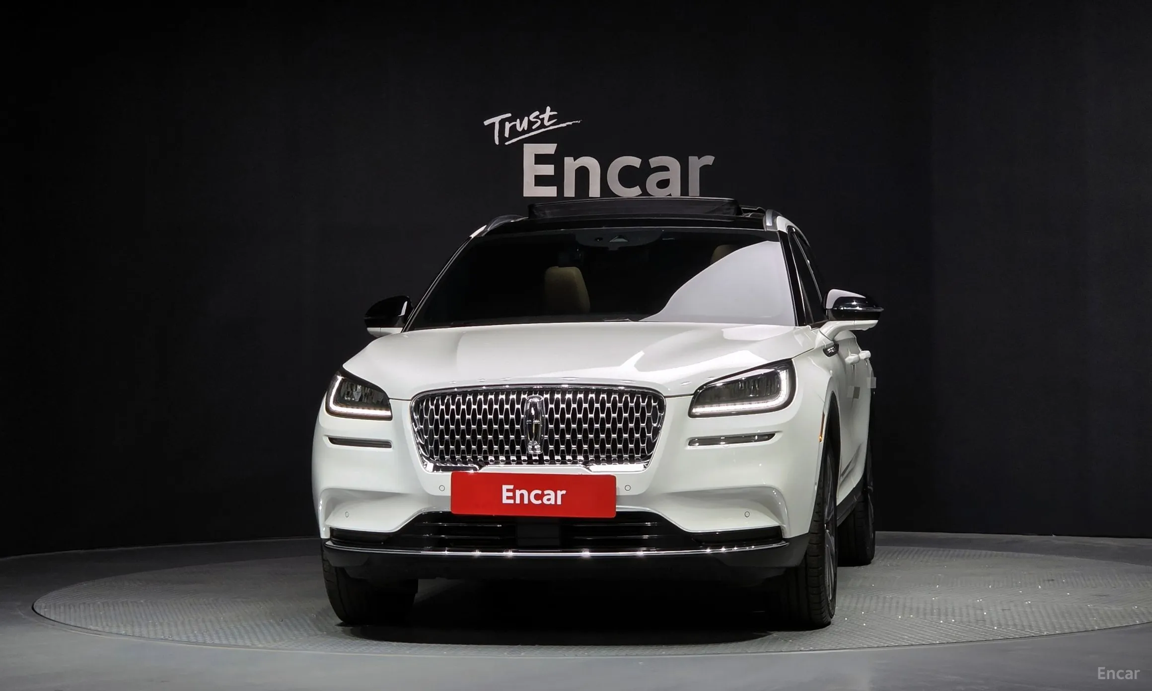 Lincoln Corsair превью 3