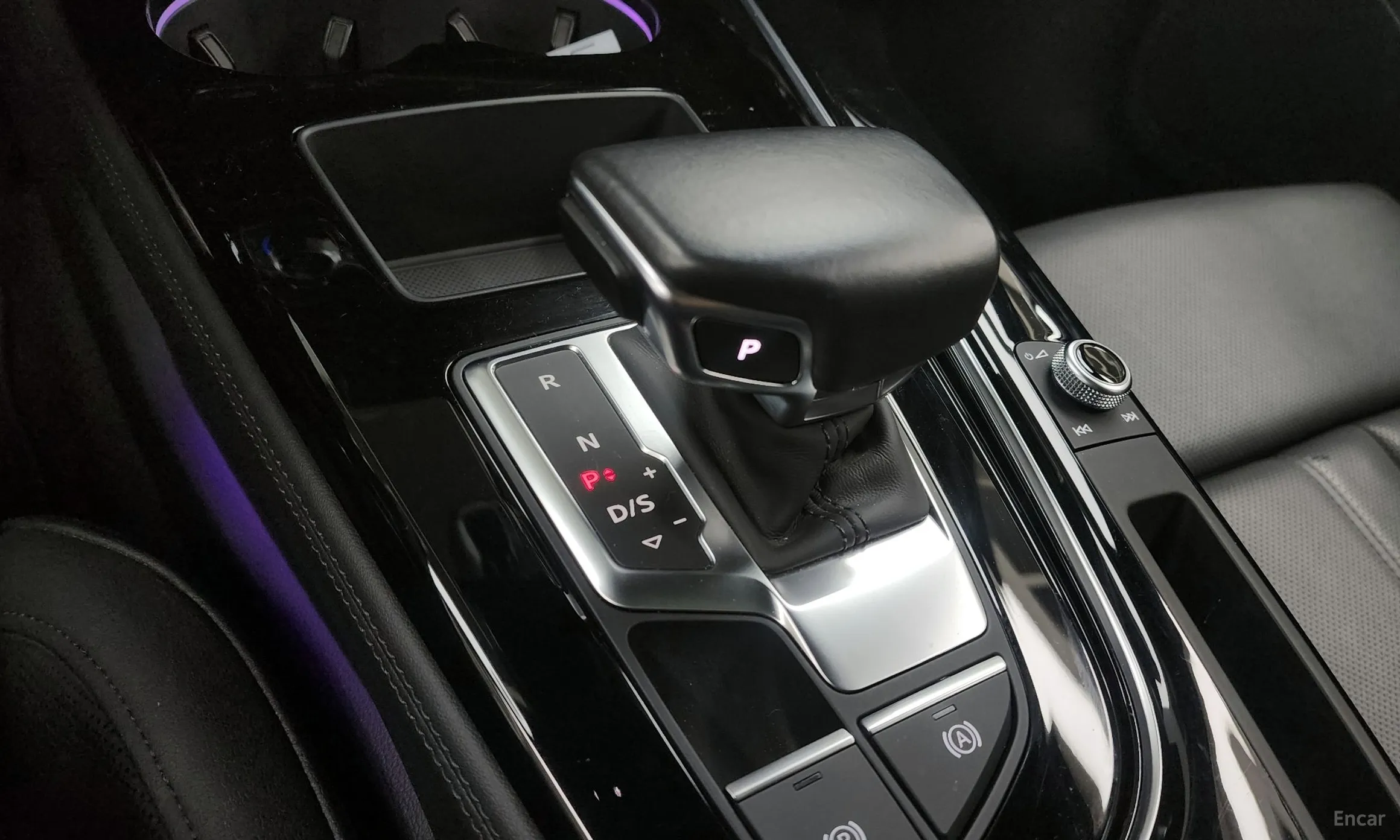 Audi A4 (B9) превью 9