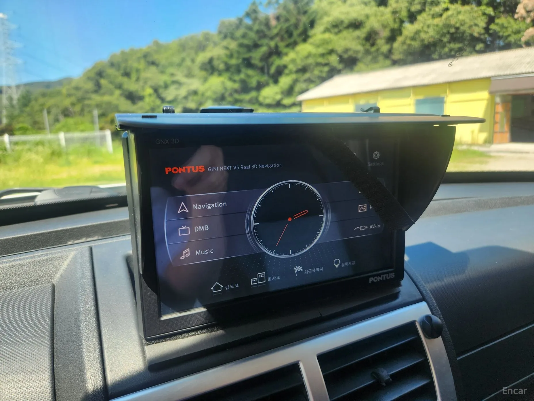Dodge Nitro превью 16