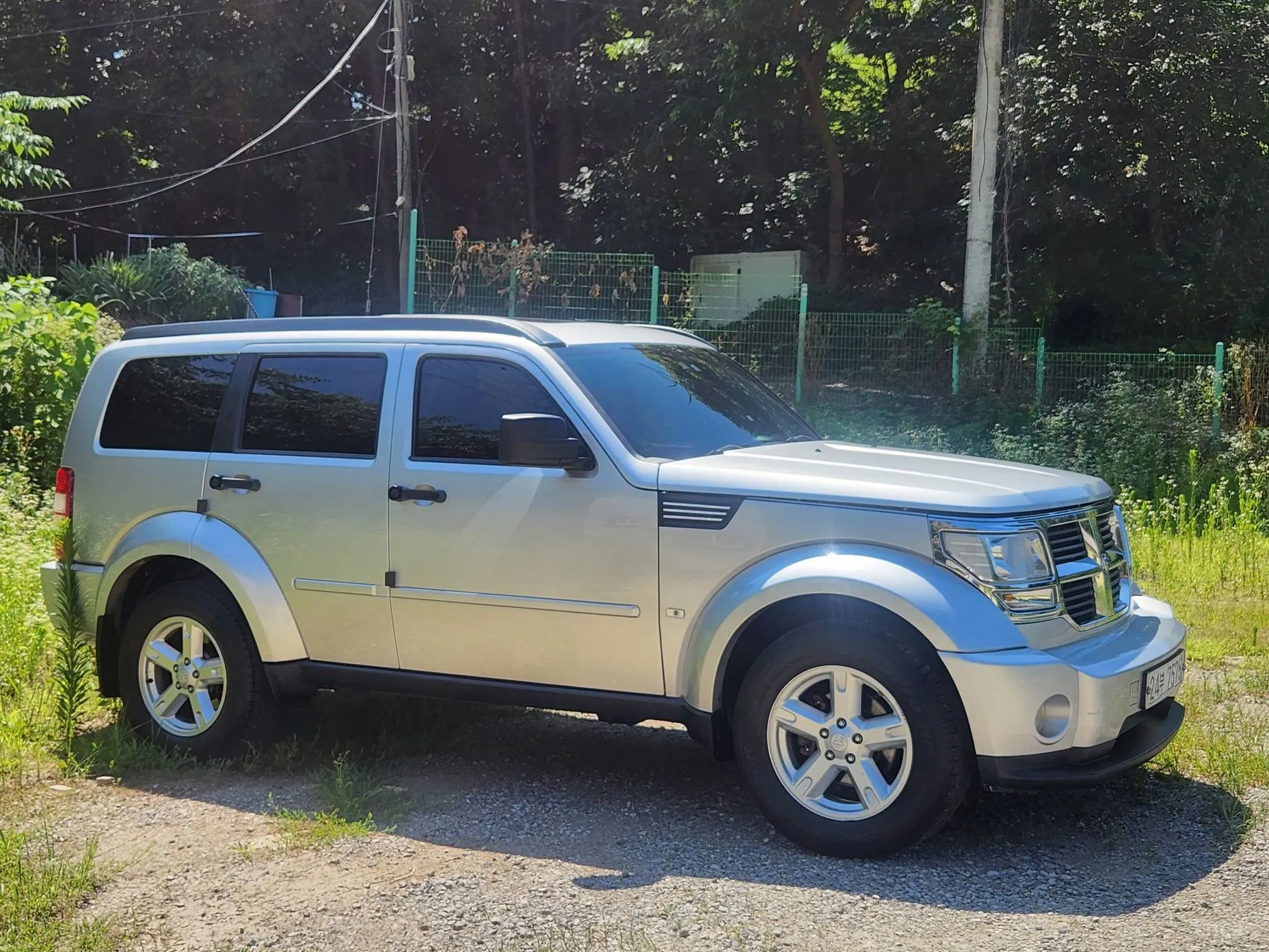 Dodge Nitro превью 18