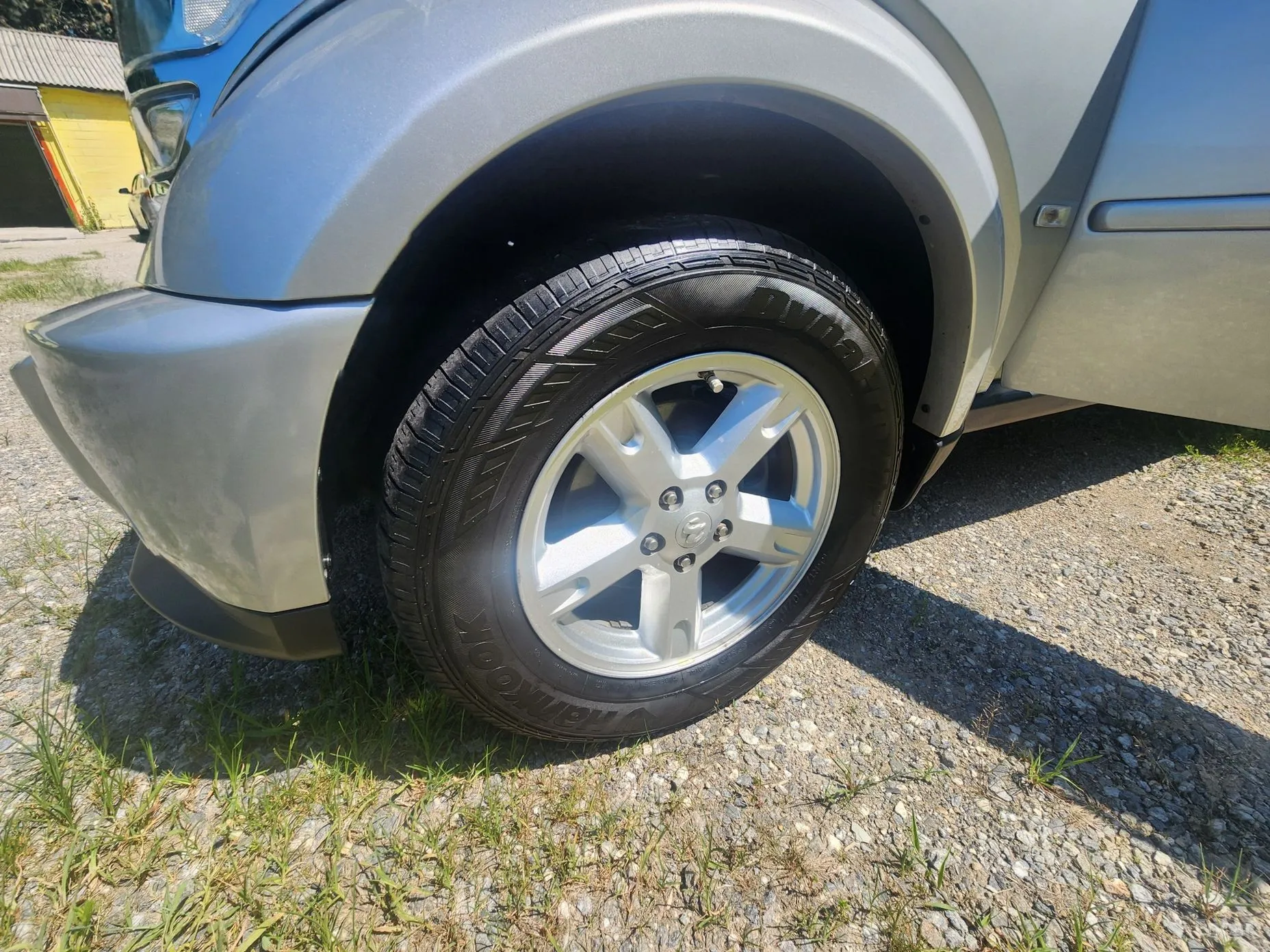 Dodge Nitro превью 4