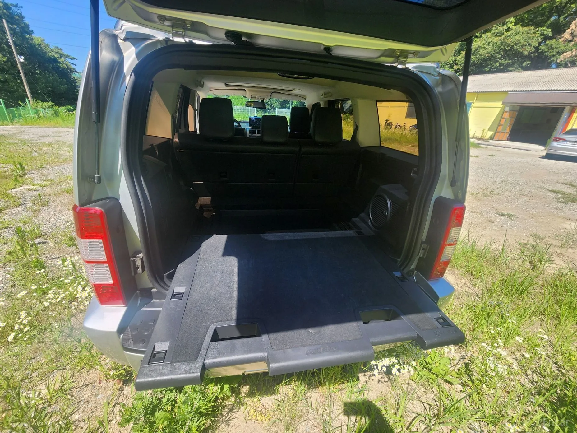 Dodge Nitro превью 6