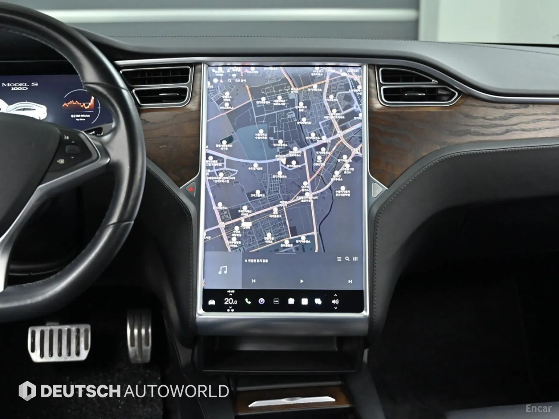 Tesla Model S превью 14