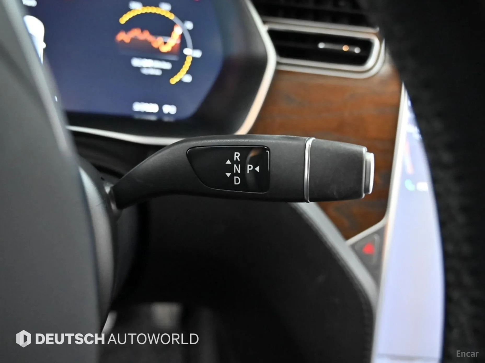 Tesla Model S превью 9
