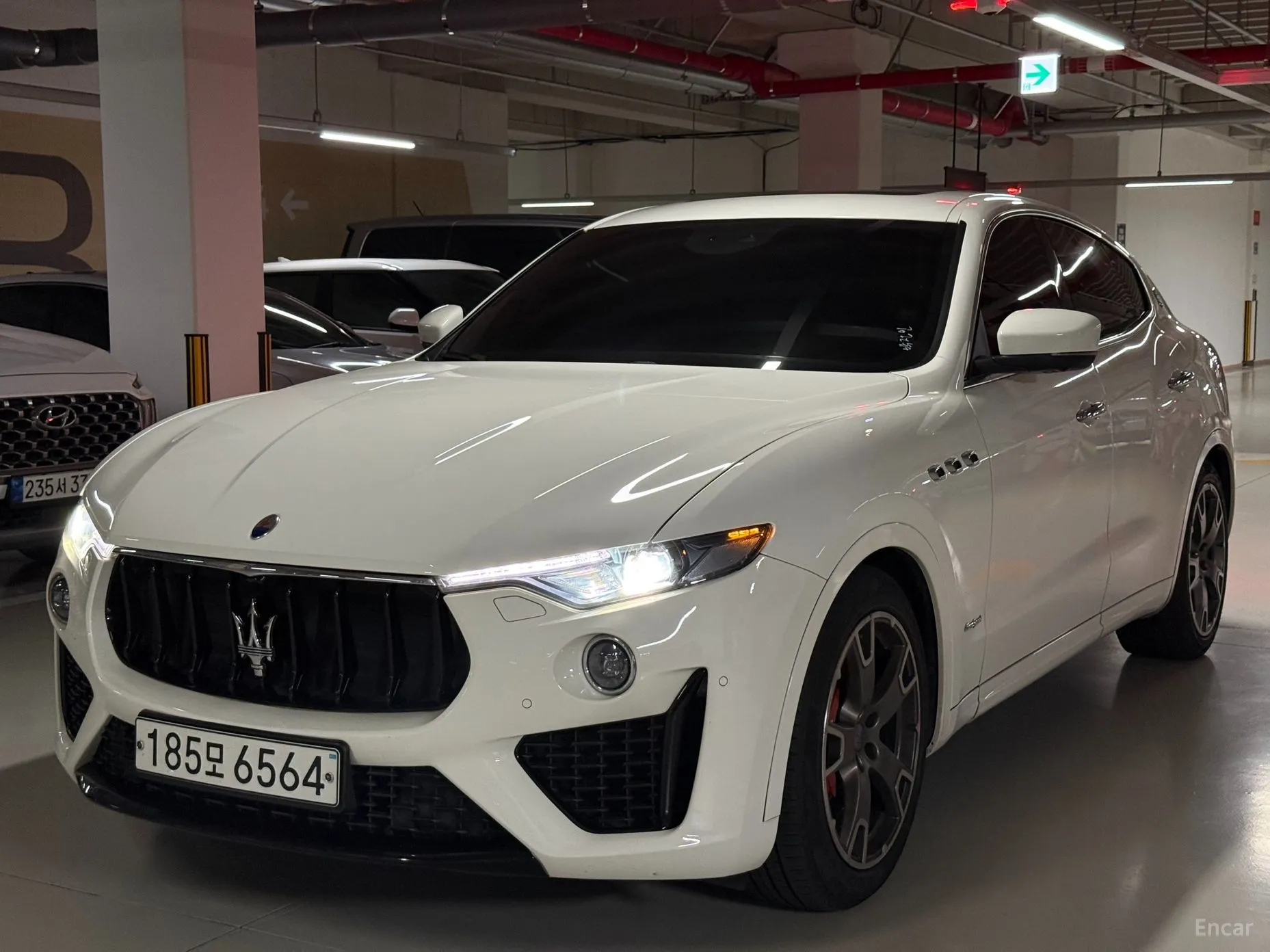 Maserati Levante превью 2