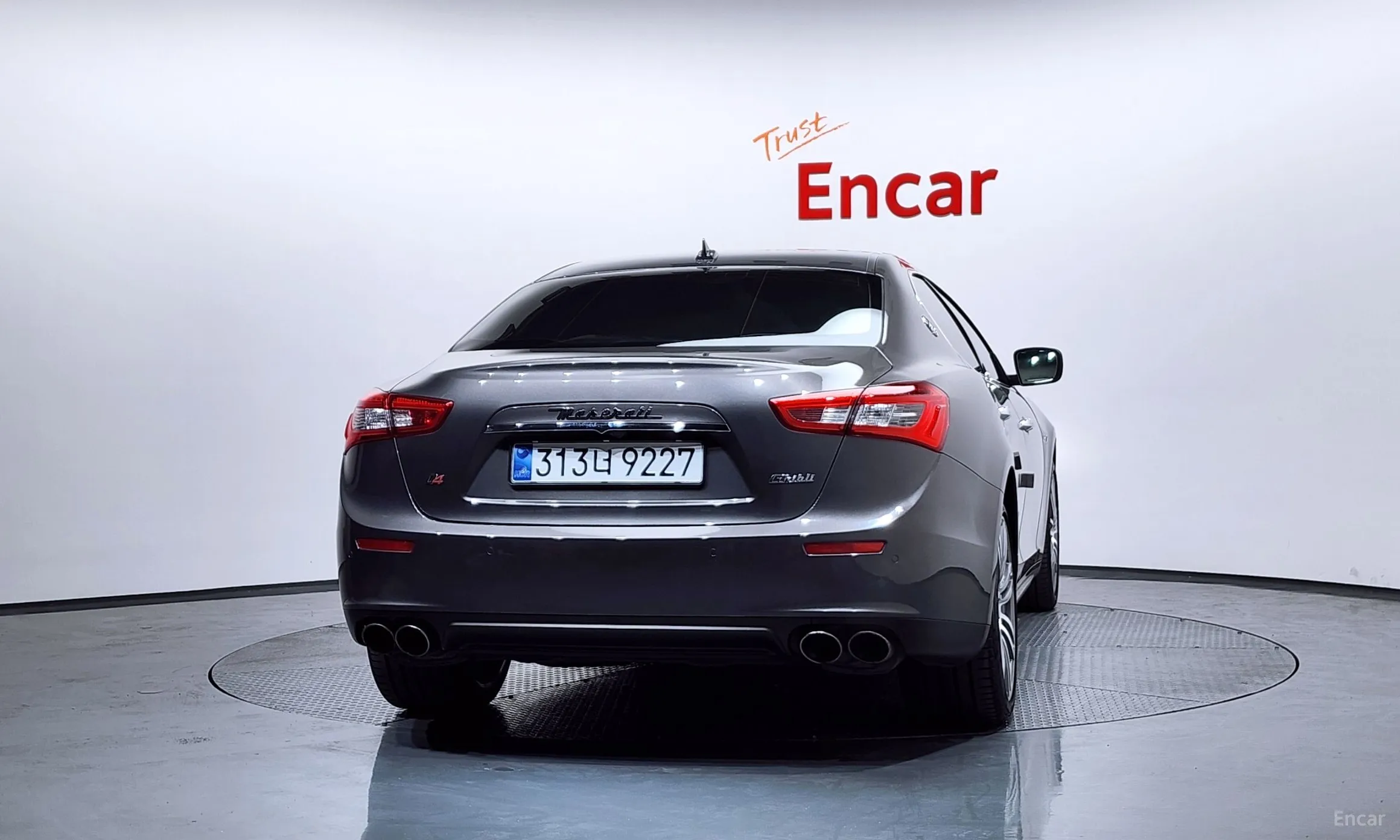 Maserati Ghibli превью 4