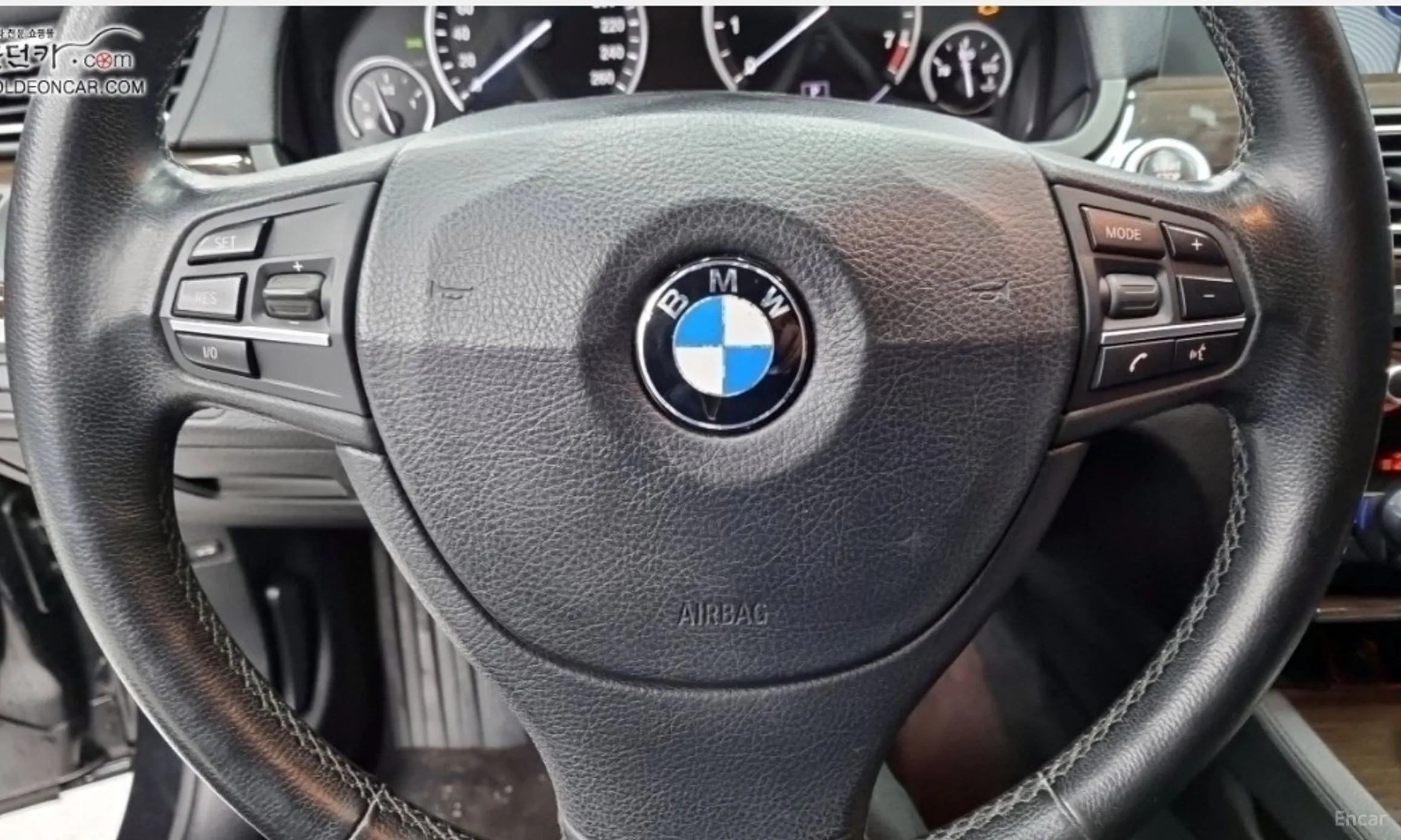 BMW 7 Series (F01) превью 10