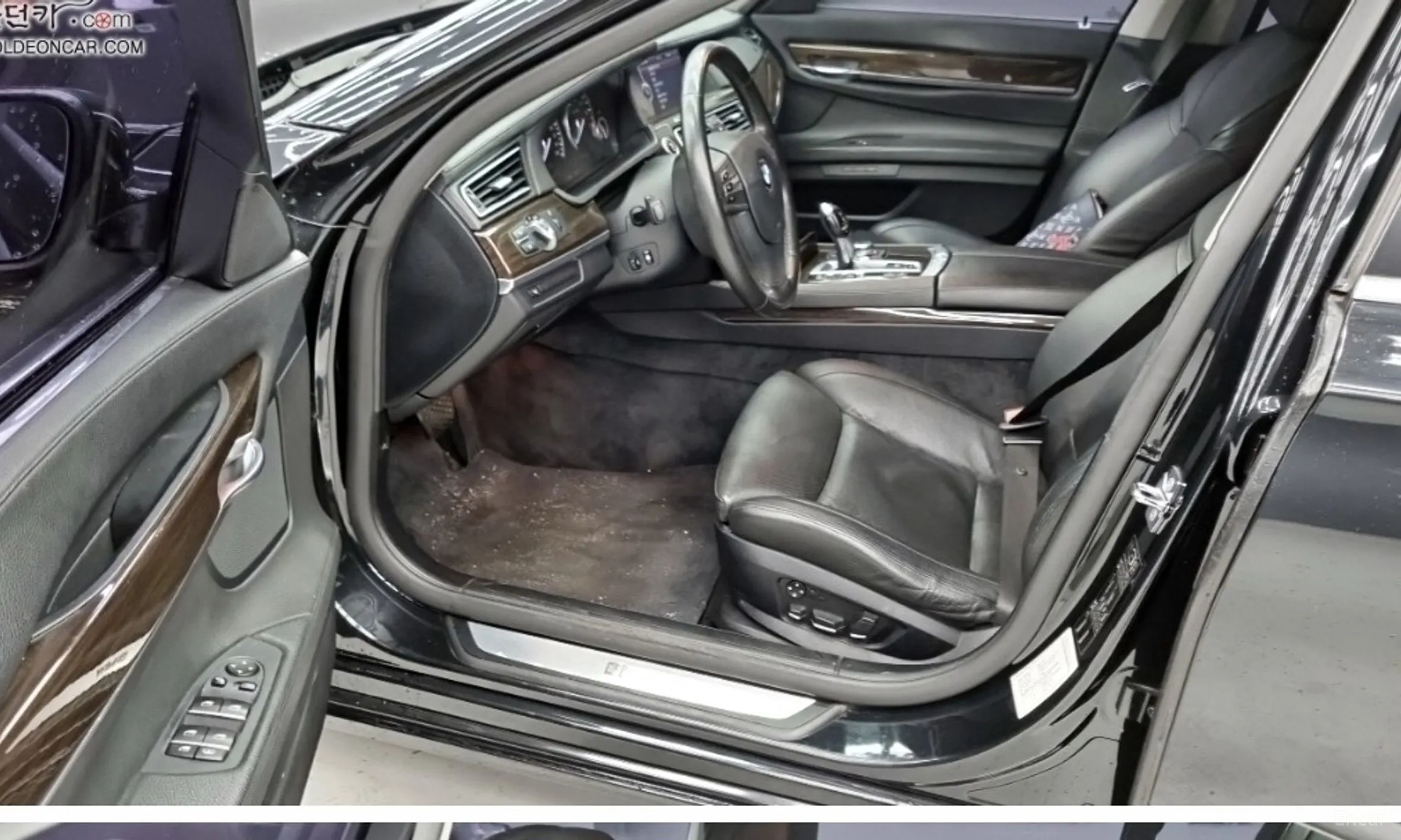 BMW 7 Series (F01) превью 9
