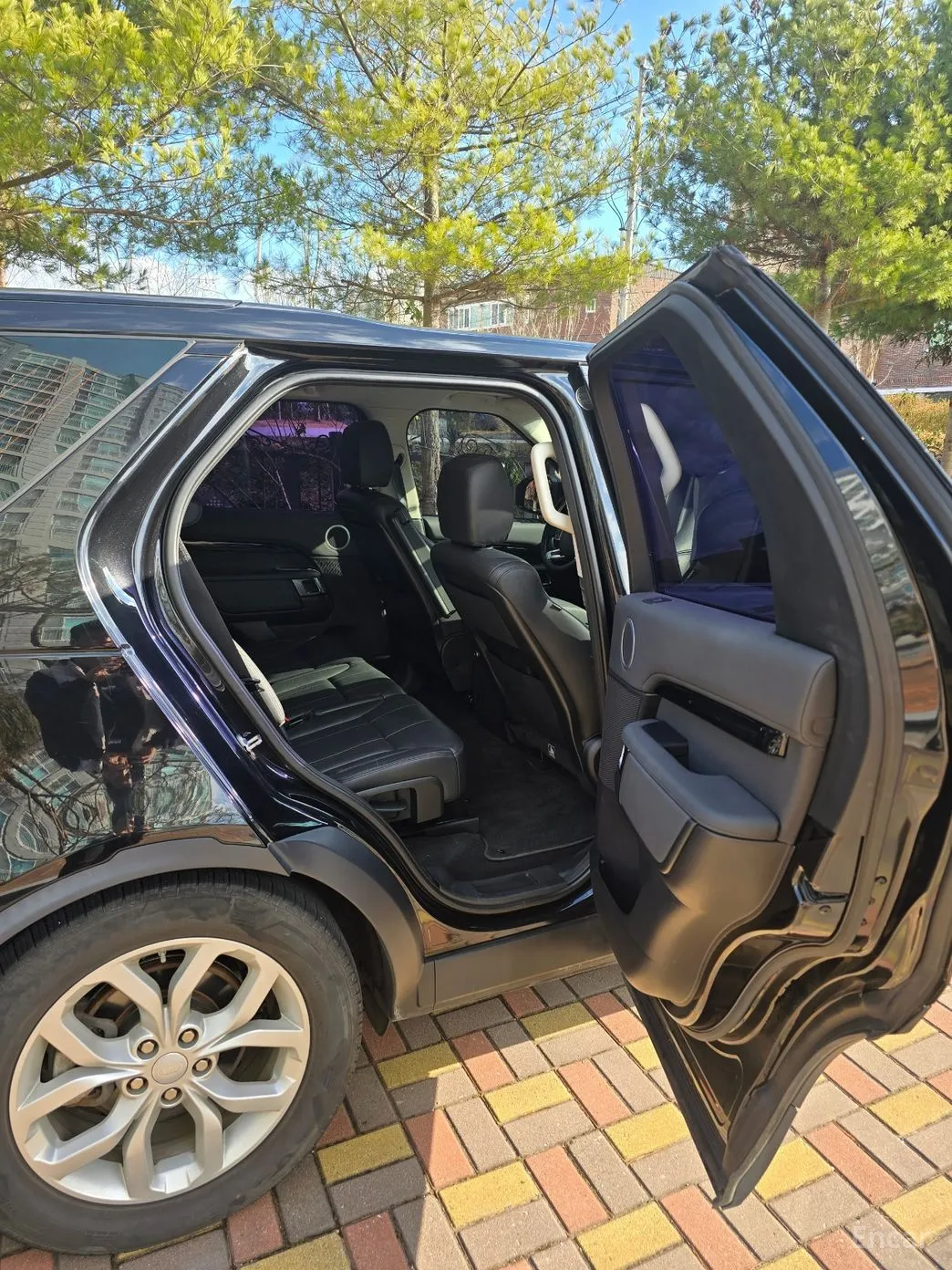 Land Rover Discovery 5 превью 8