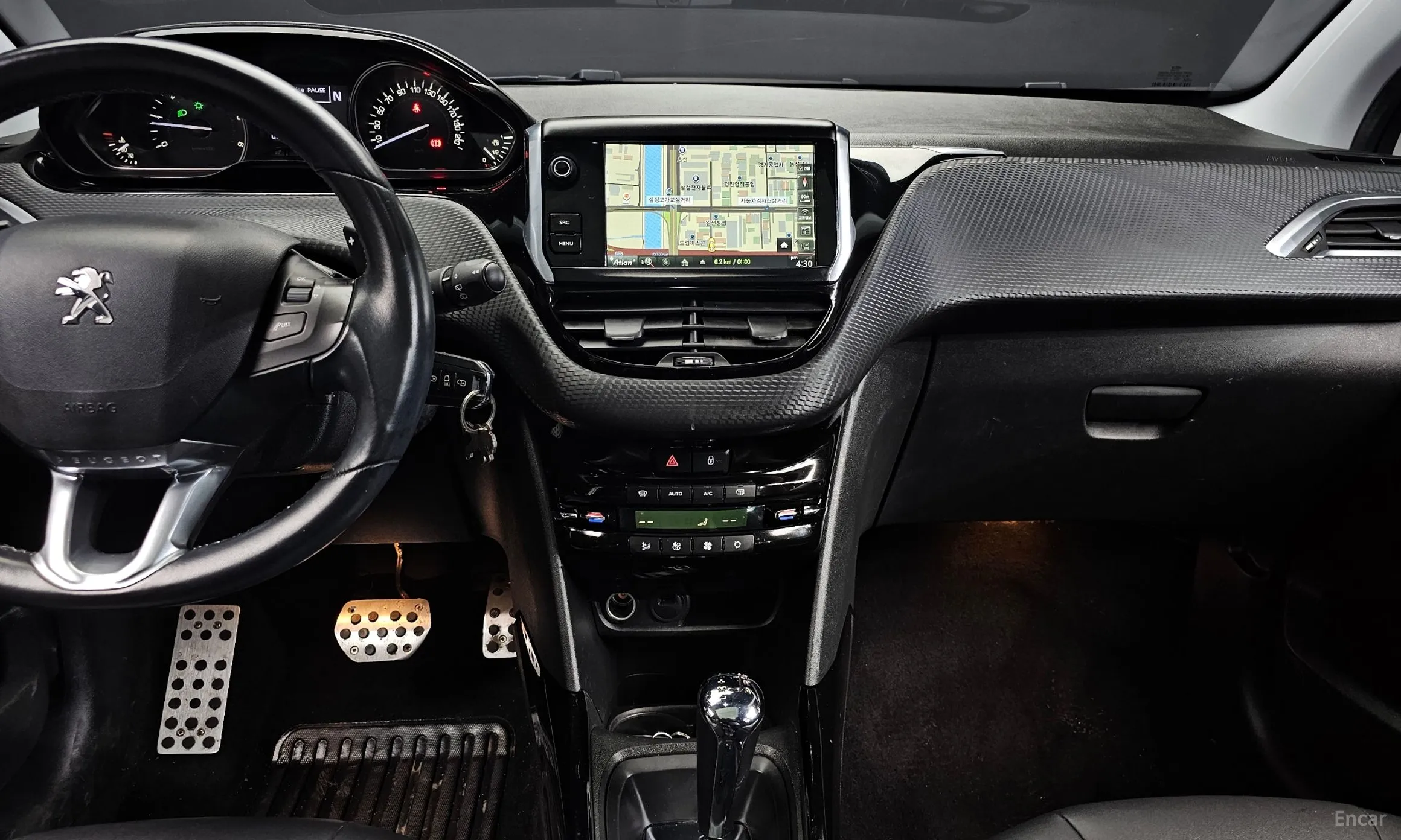 Peugeot 2008. превью 14