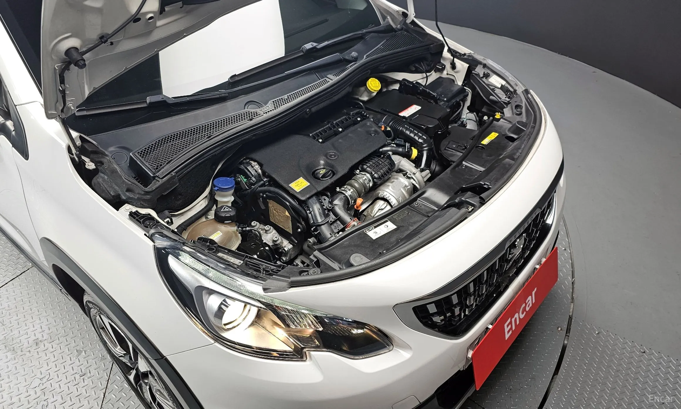 Peugeot 2008. превью 6