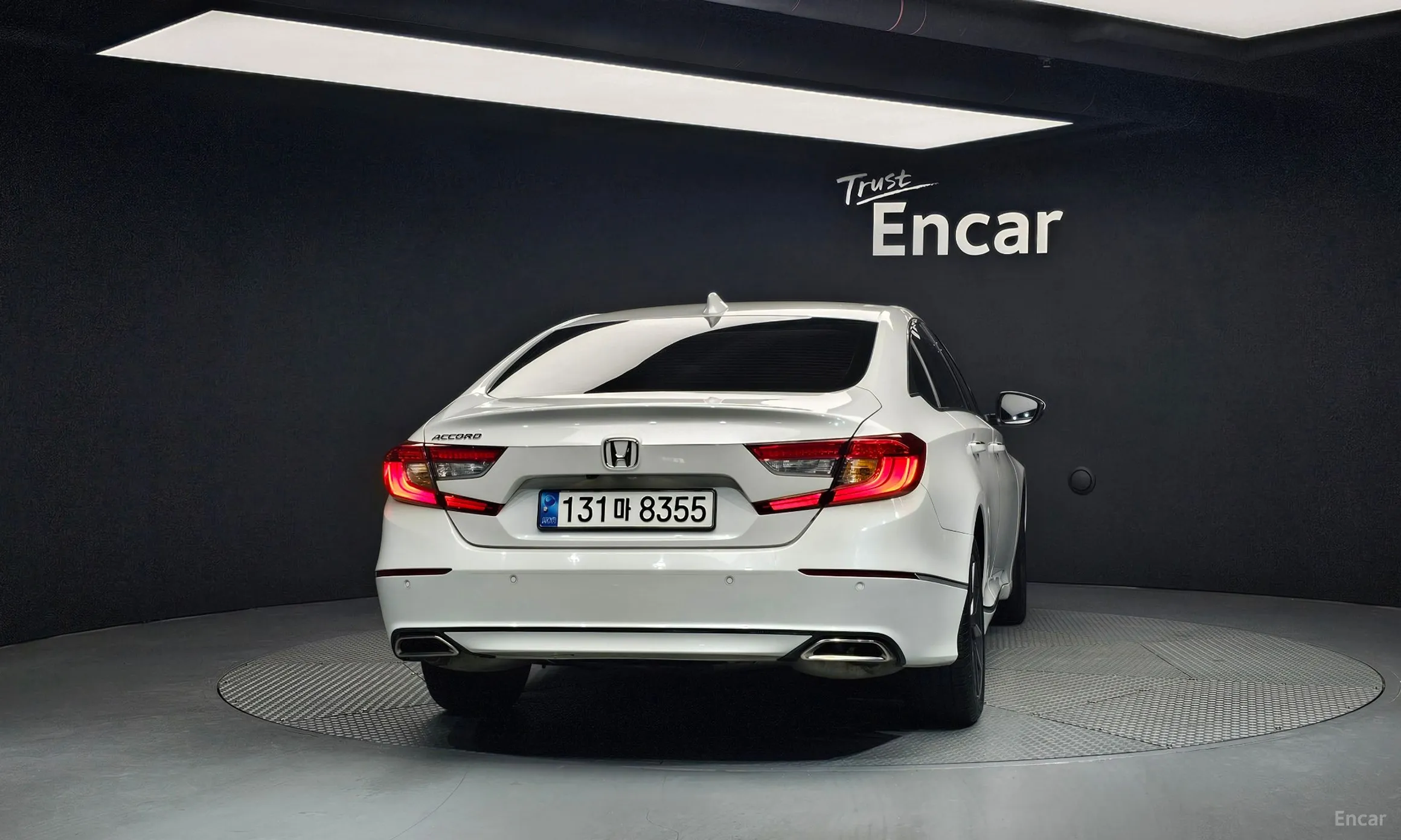 Honda Accord 10th Generation превью 4