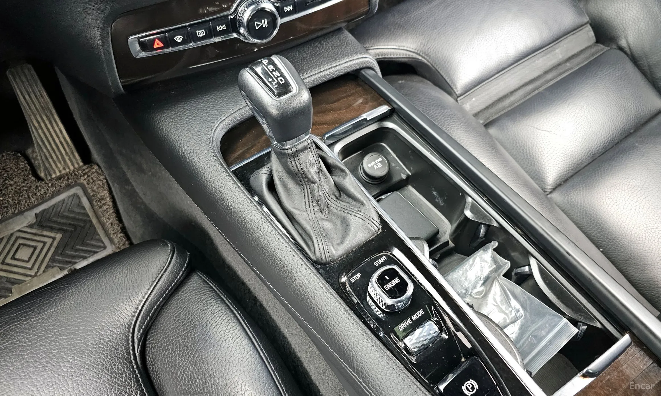 Volvo XC90 Gen 2 превью 9