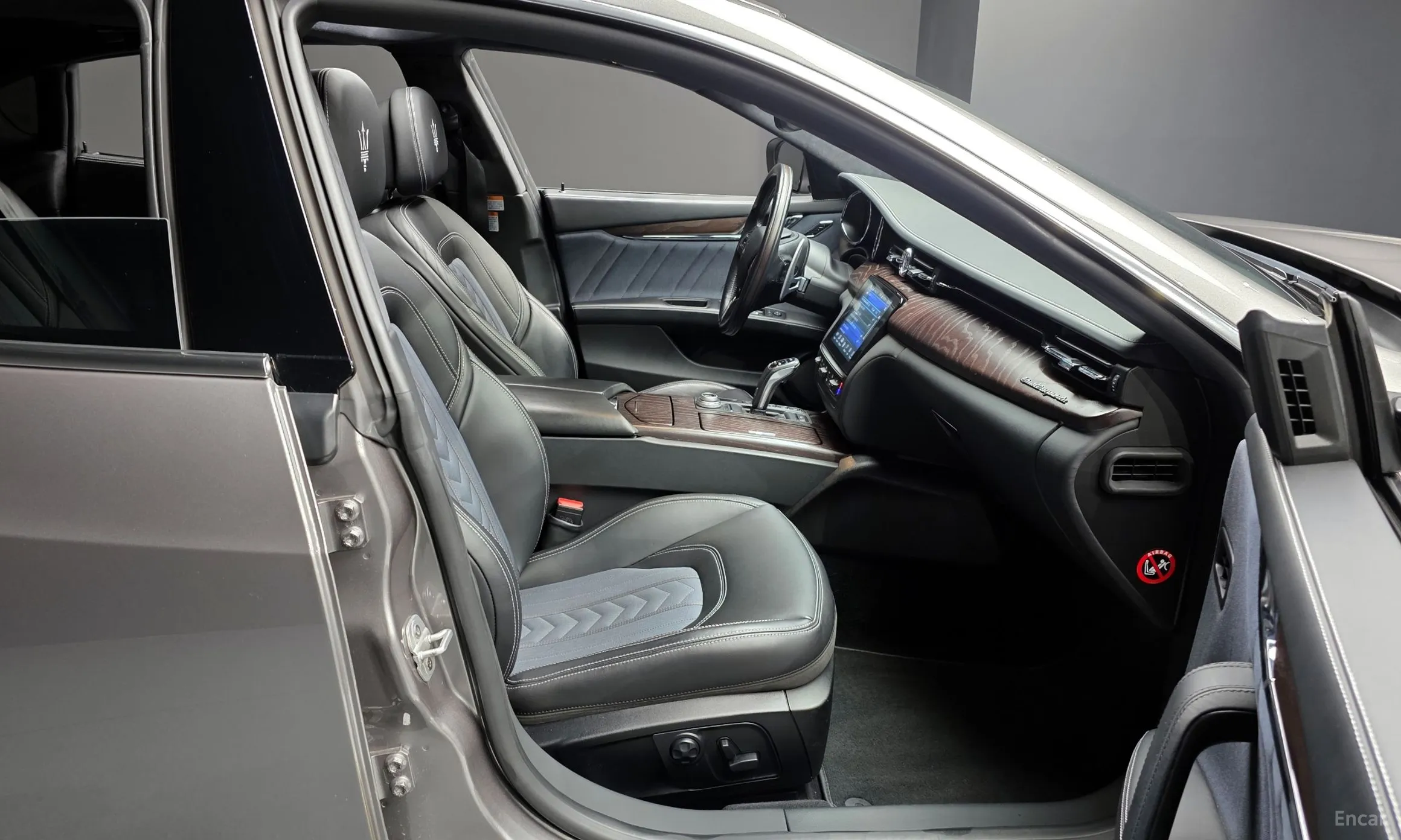Maserati Quattroporte превью 10