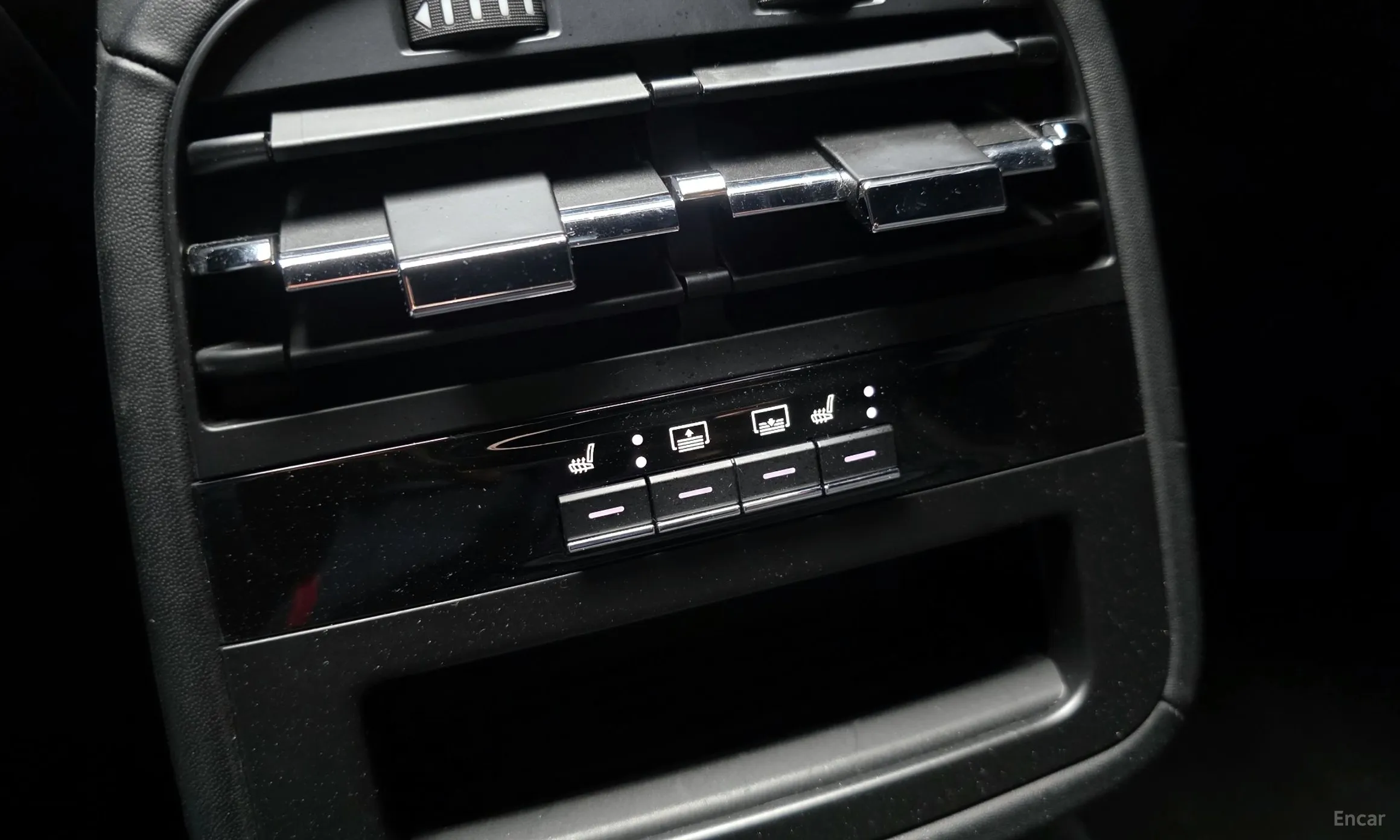 Maserati Quattroporte превью 18