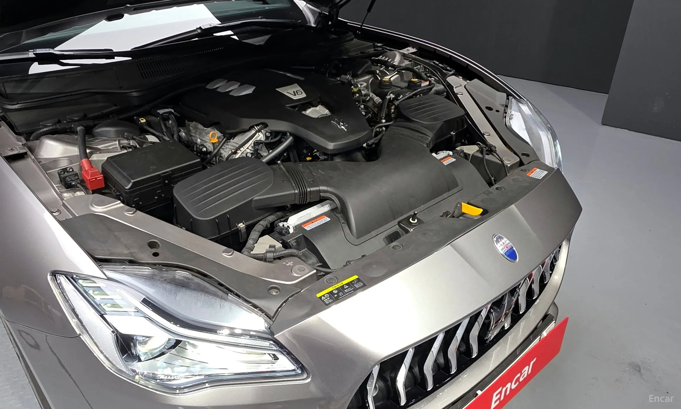 Maserati Quattroporte превью 6