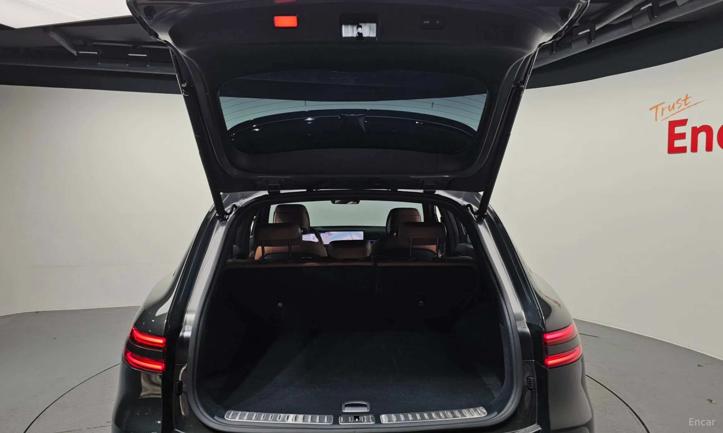 Genesis GV70 превью 20