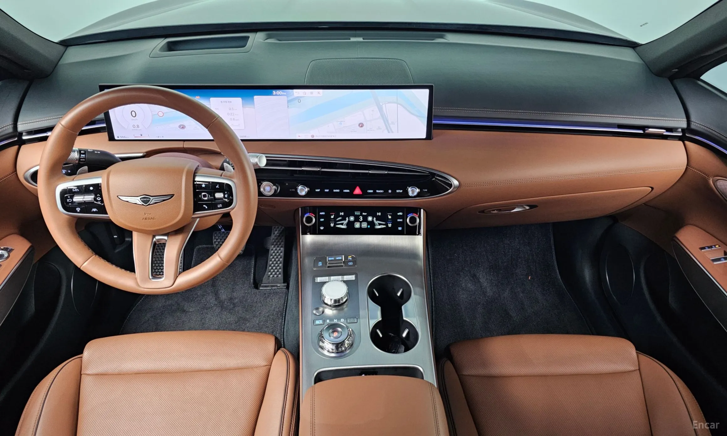 Genesis GV70 превью 7