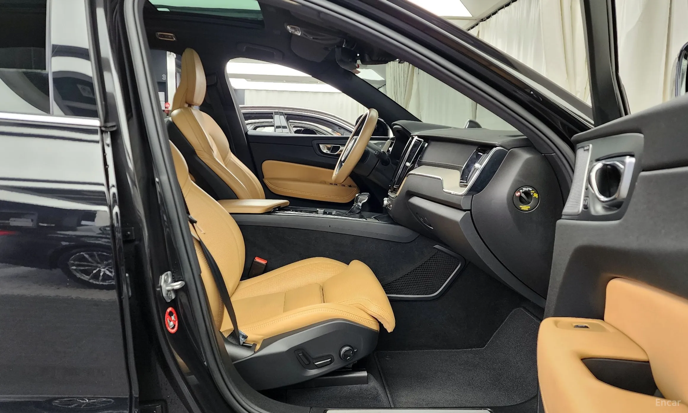 Volvo XC60 Gen 2 превью 11