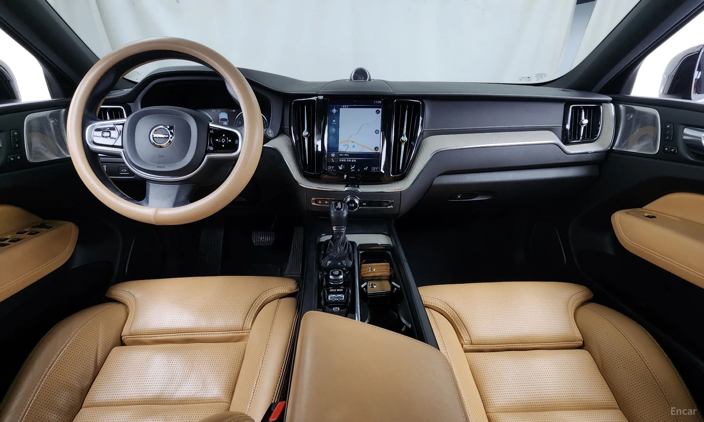 Volvo XC60 Gen 2 превью 7