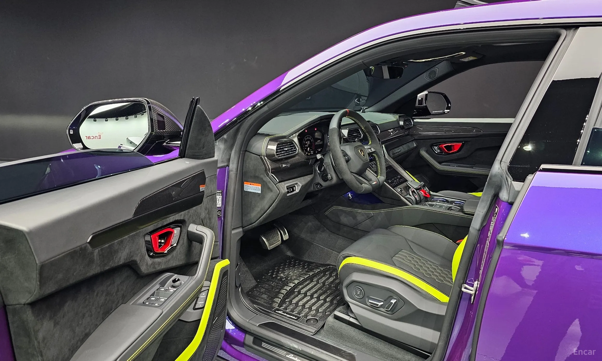 Lamborghini Urus превью 11