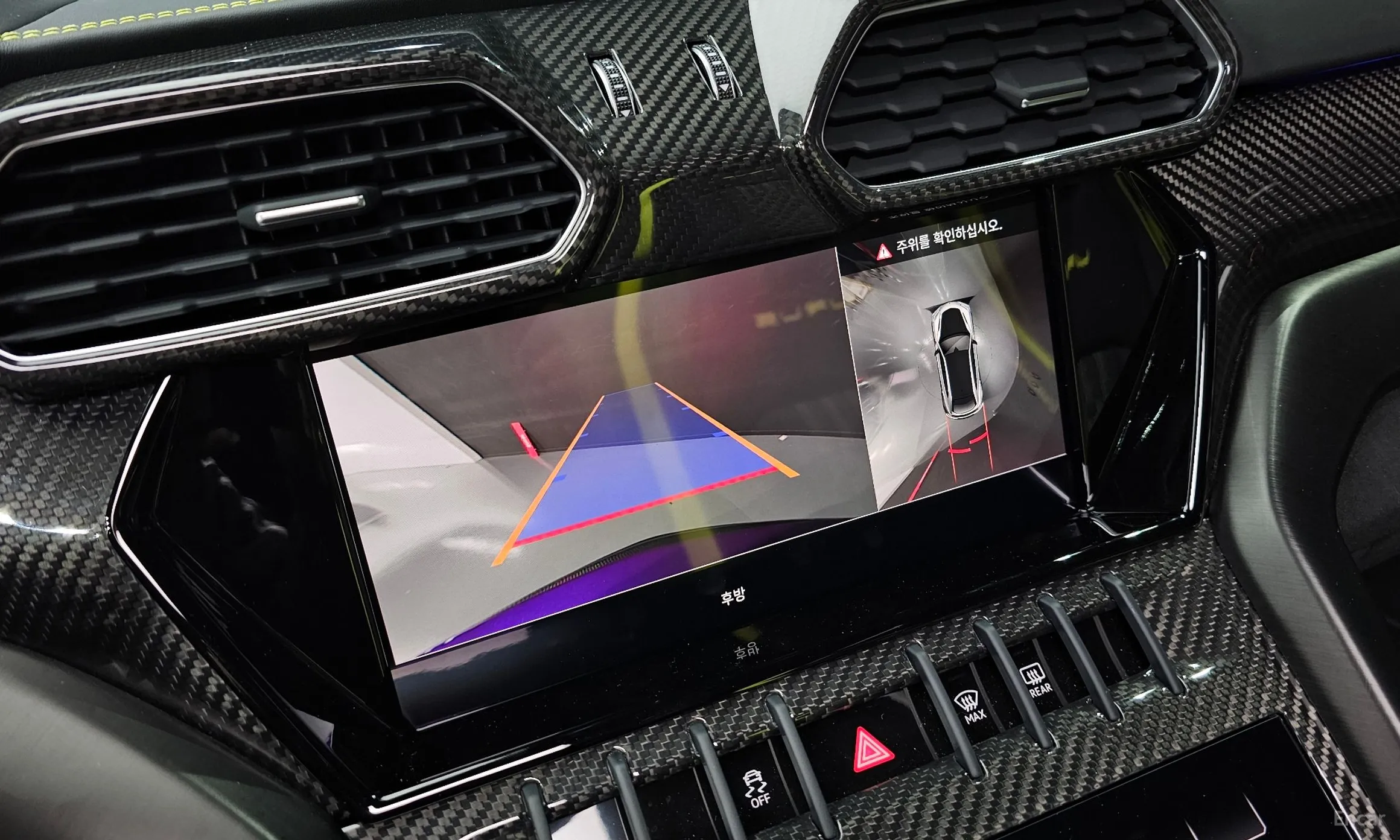 Lamborghini Urus превью 14