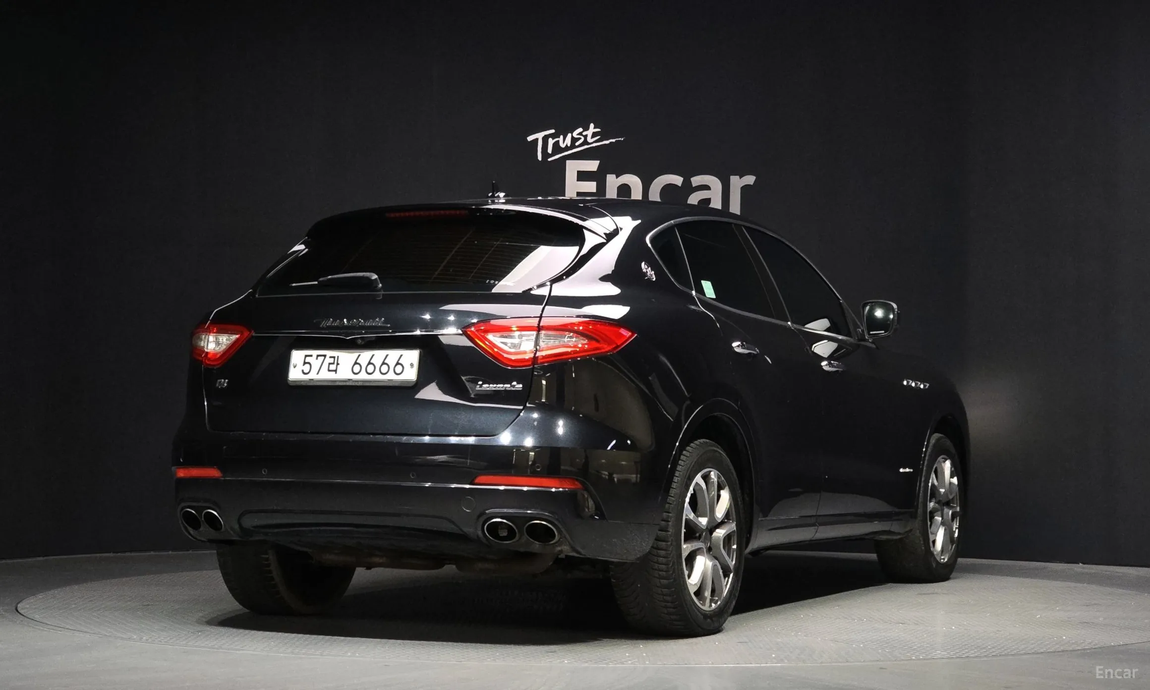 Maserati Levante превью 2