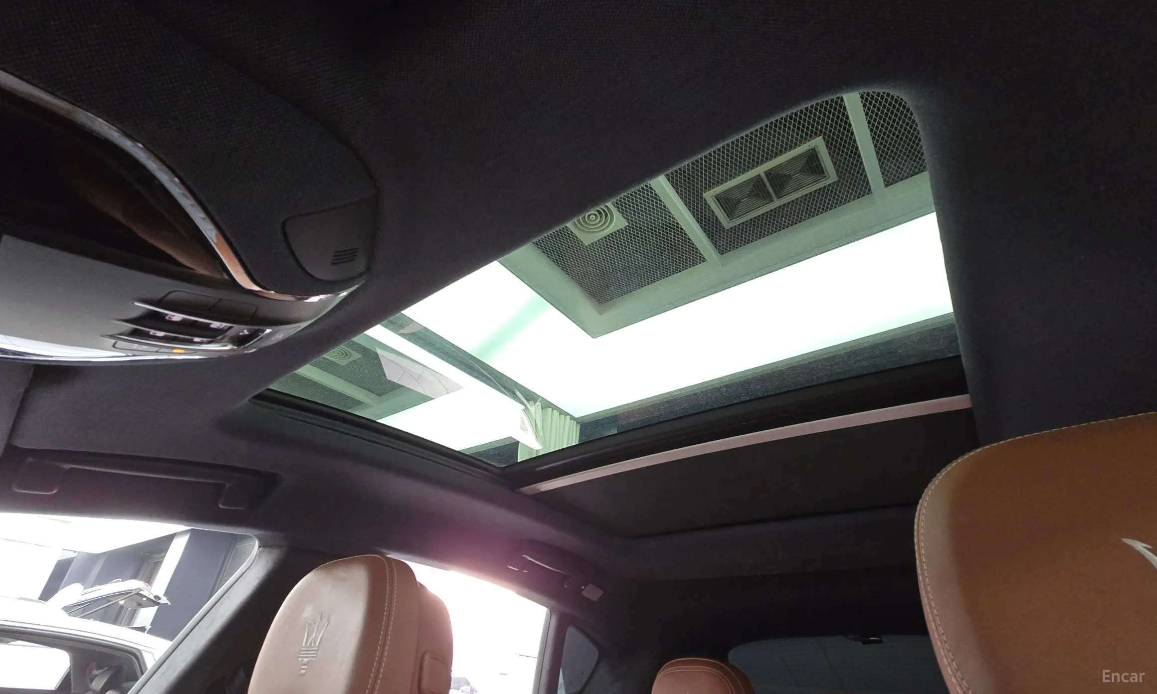 Maserati Levante превью 17