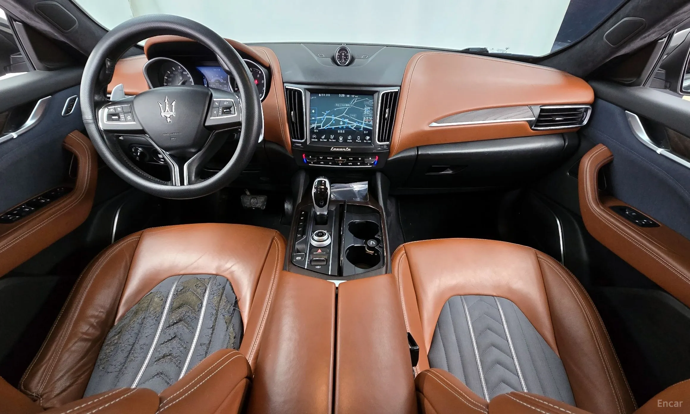 Maserati Levante превью 7