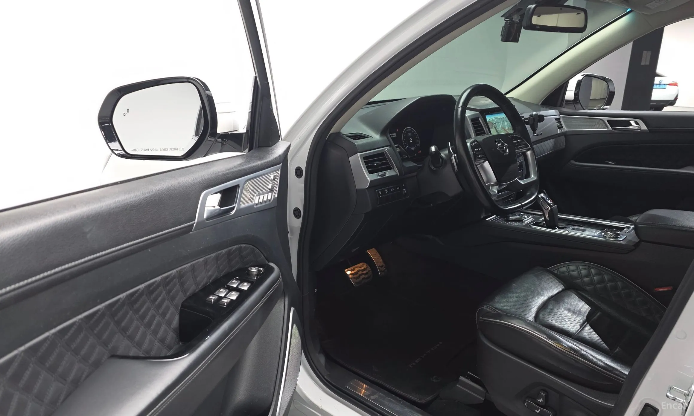 KG Mobility (SsangYong) Rexton превью 12