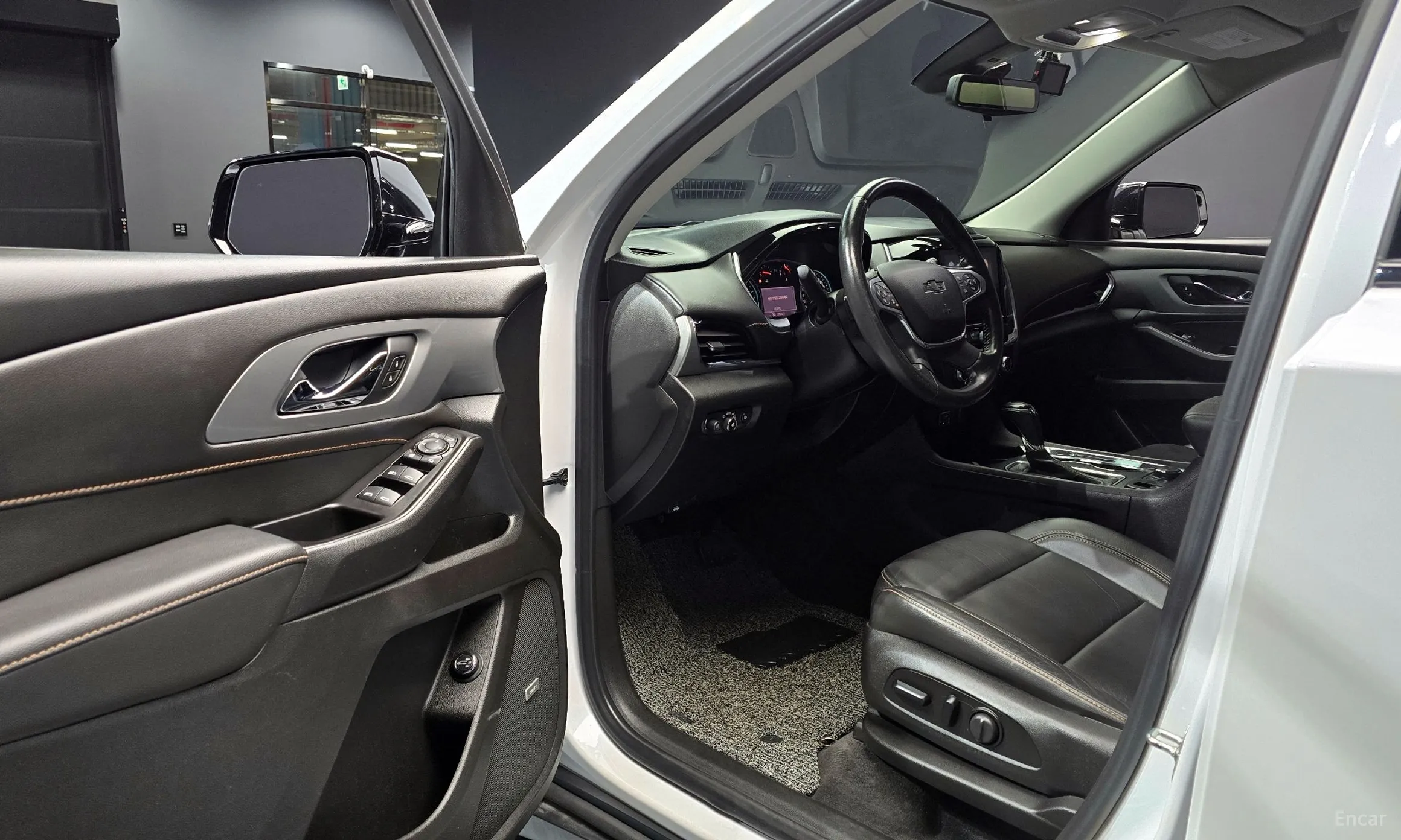 Chevrolet (GM Daewoo) Traverse превью 11
