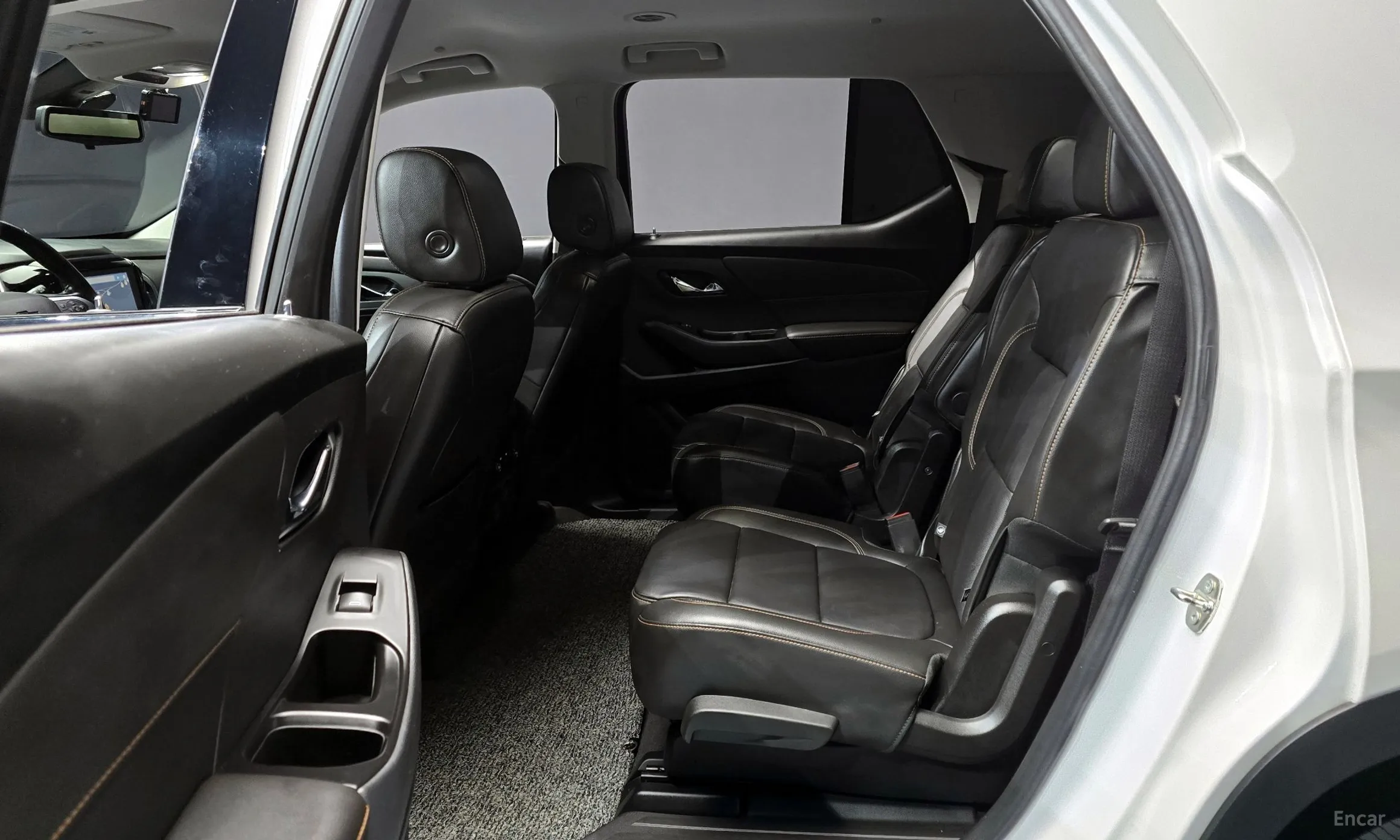 Chevrolet (GM Daewoo) Traverse превью 12