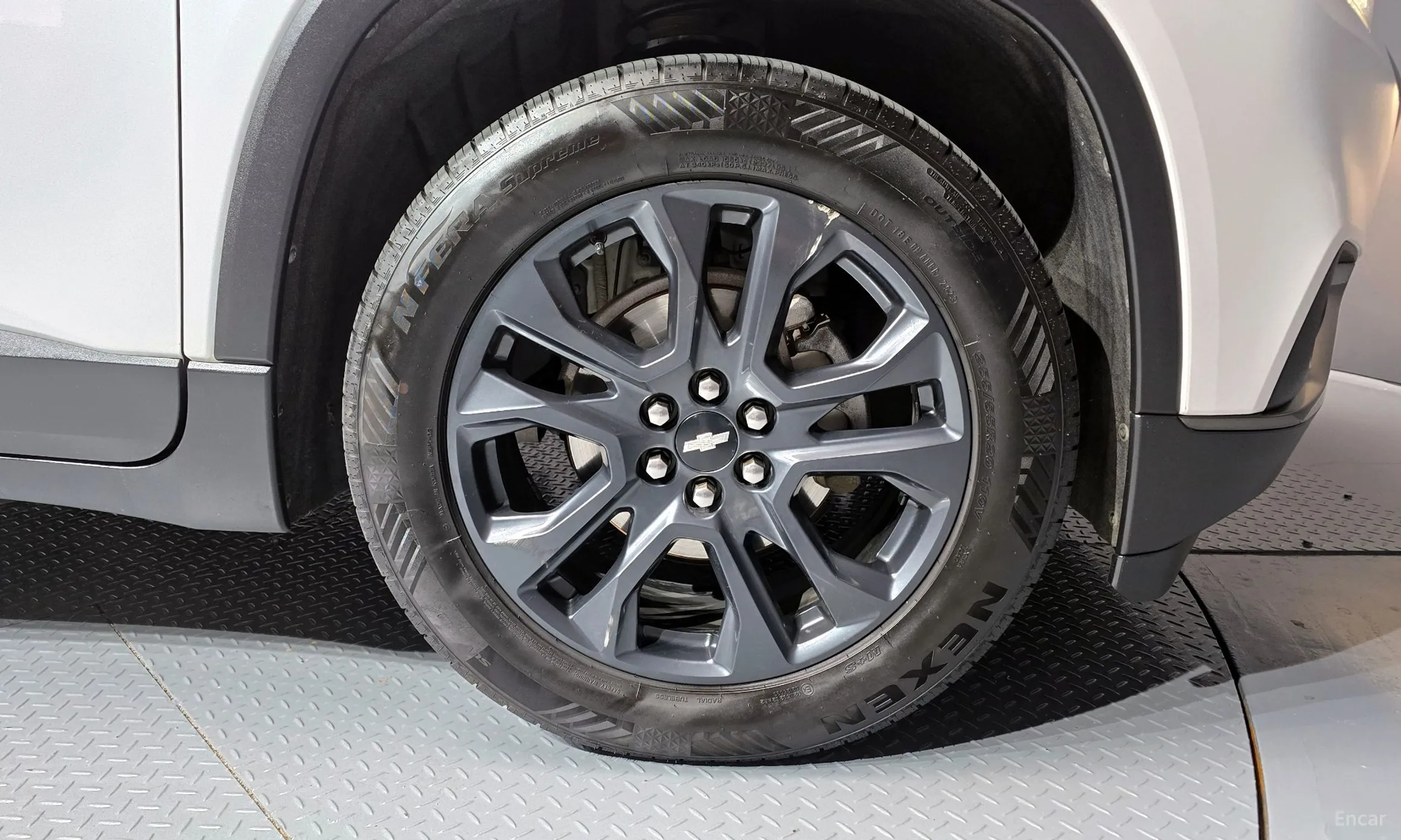 Chevrolet (GM Daewoo) Traverse превью 5