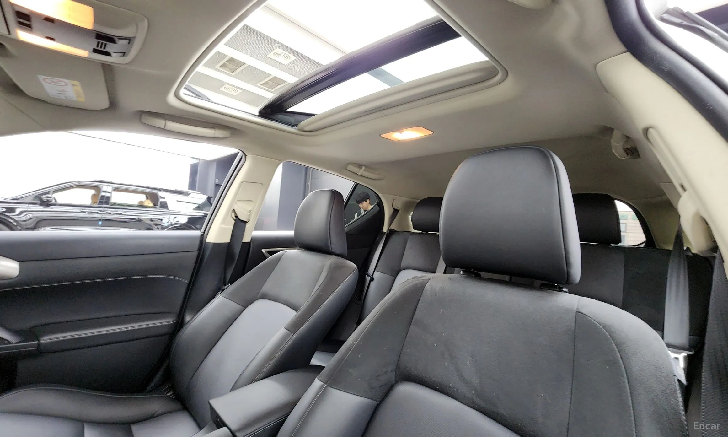 Lexus CT200h превью 18