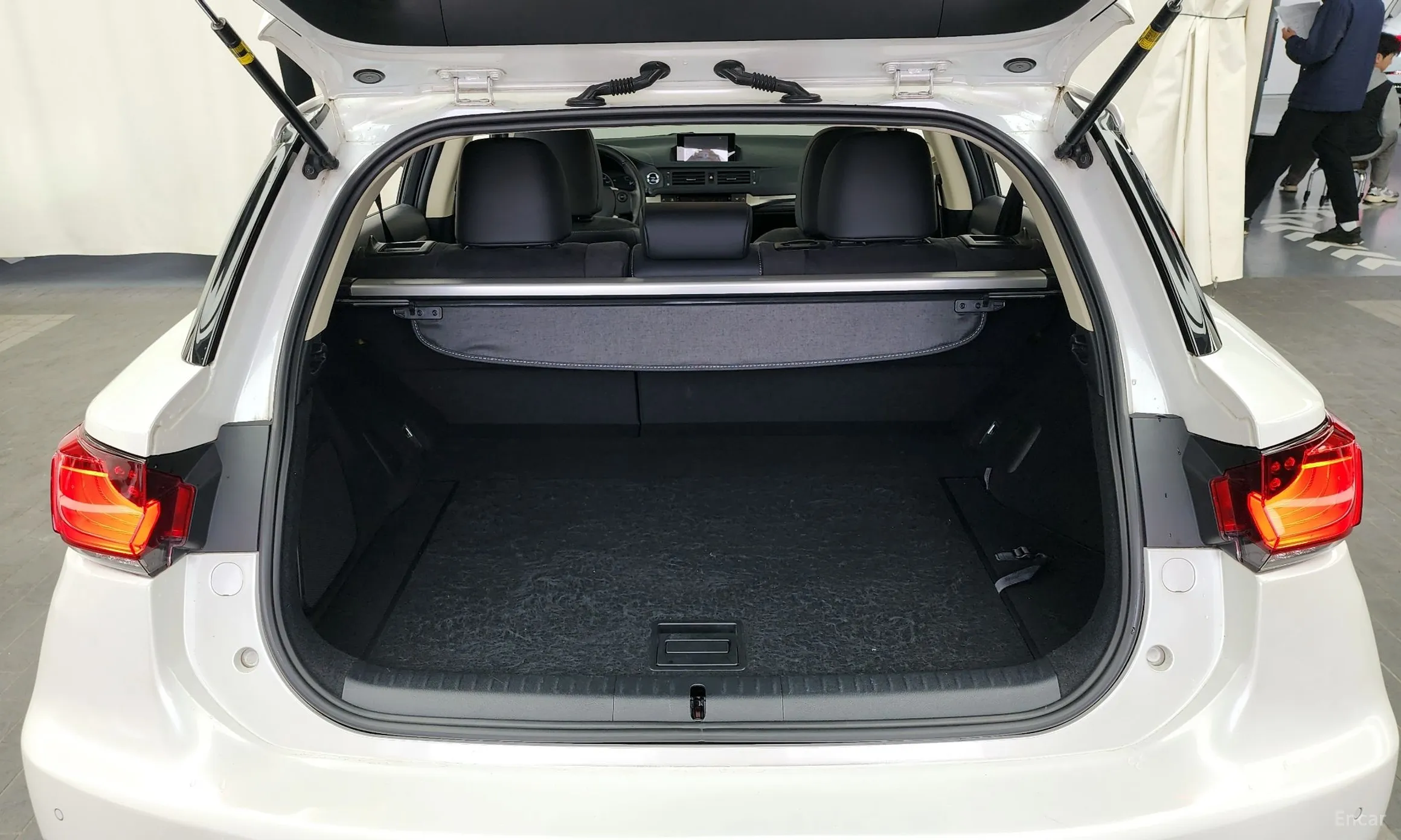 Lexus CT200h превью 20
