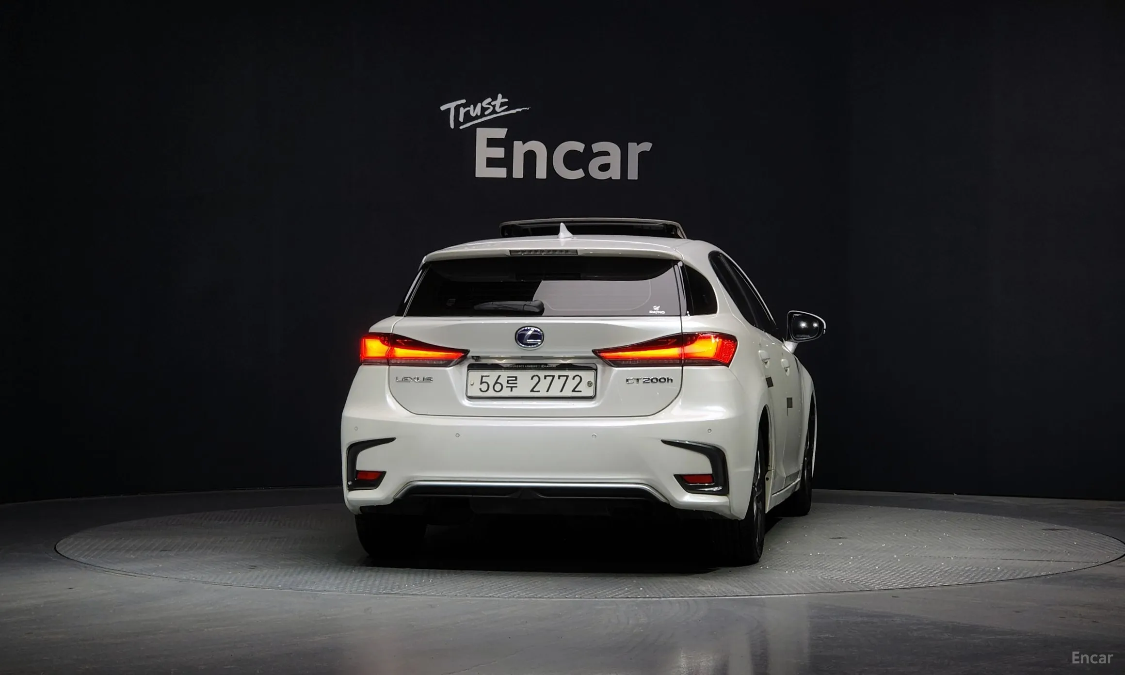 Lexus CT200h превью 4