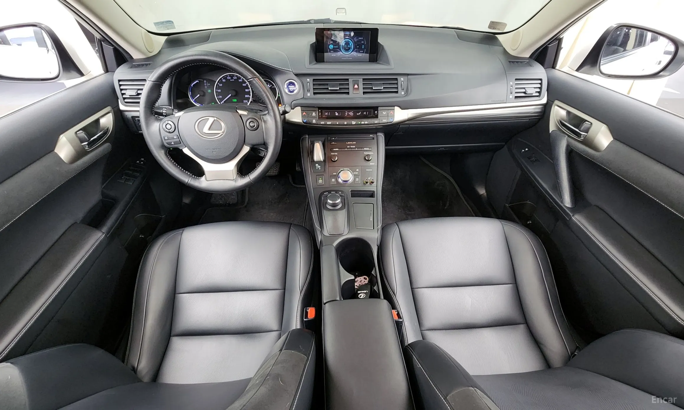 Lexus CT200h превью 7