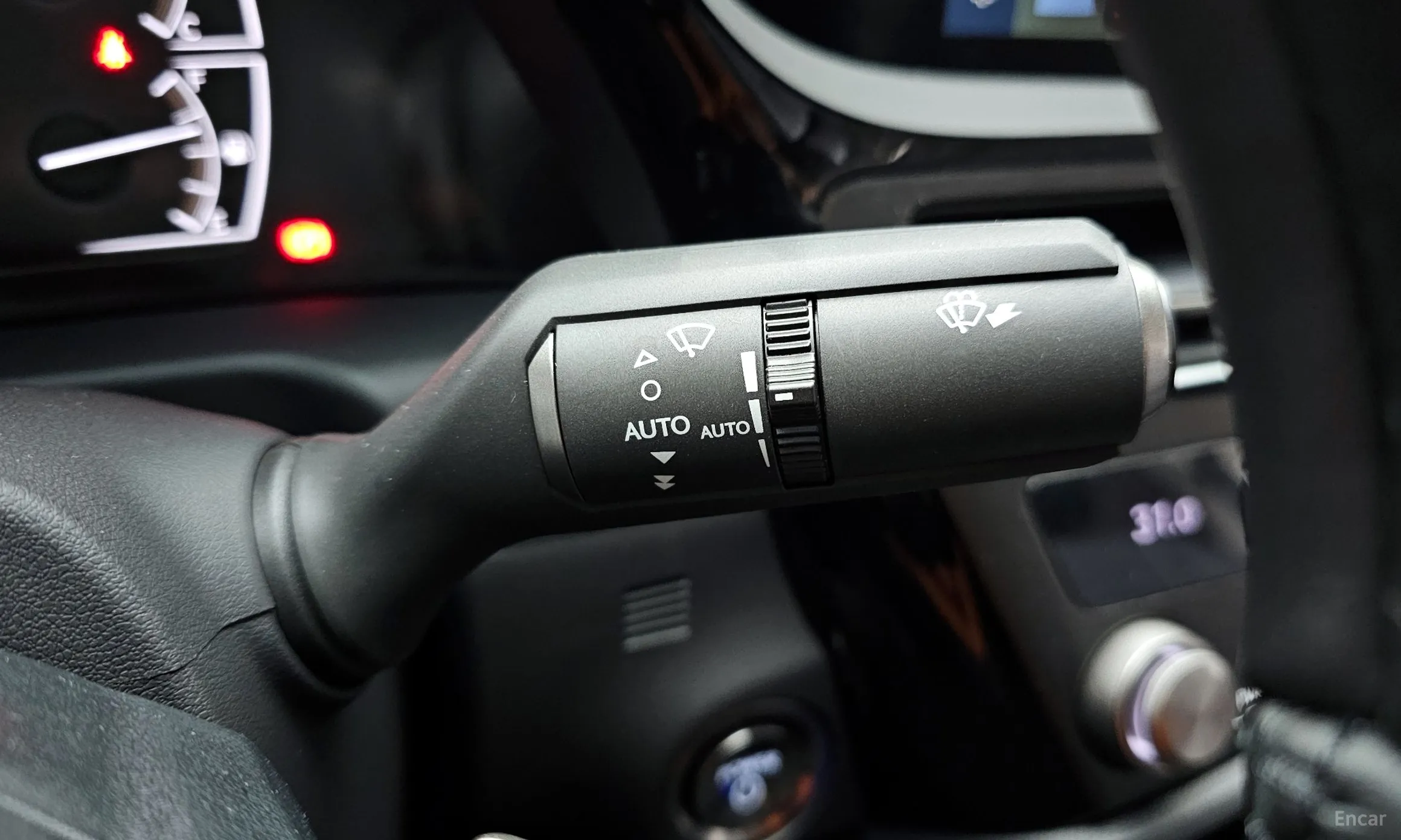 Lexus ES300h 7th Generation превью 15