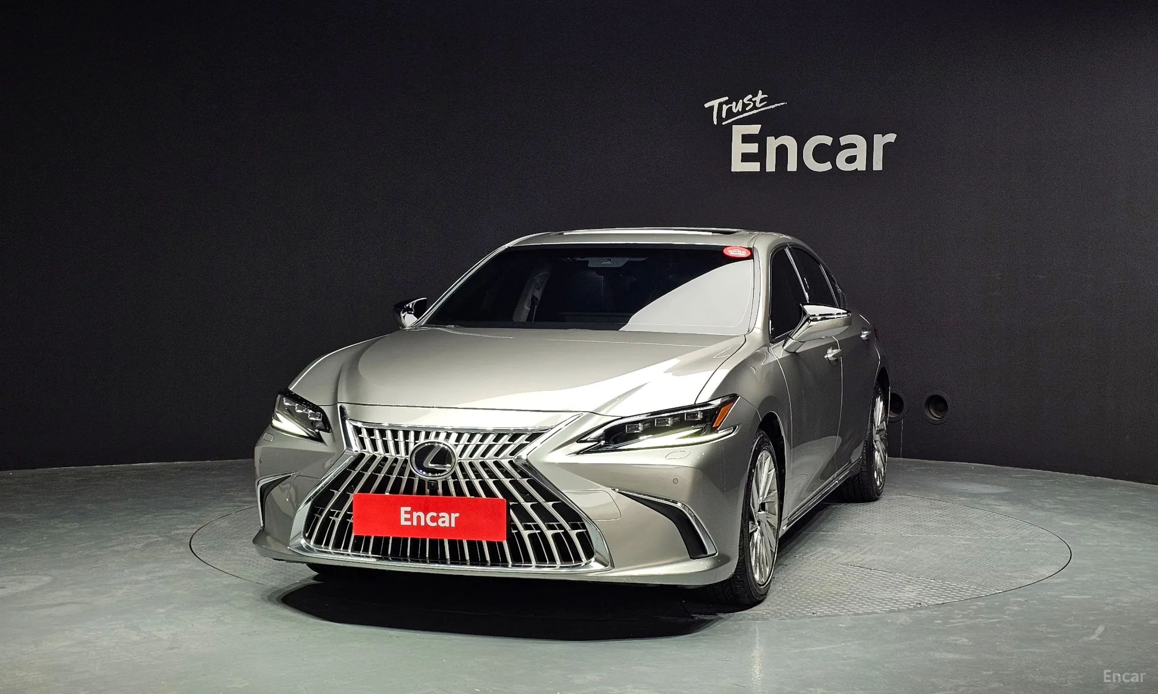 Lexus ES300h 7th Generation превью 3