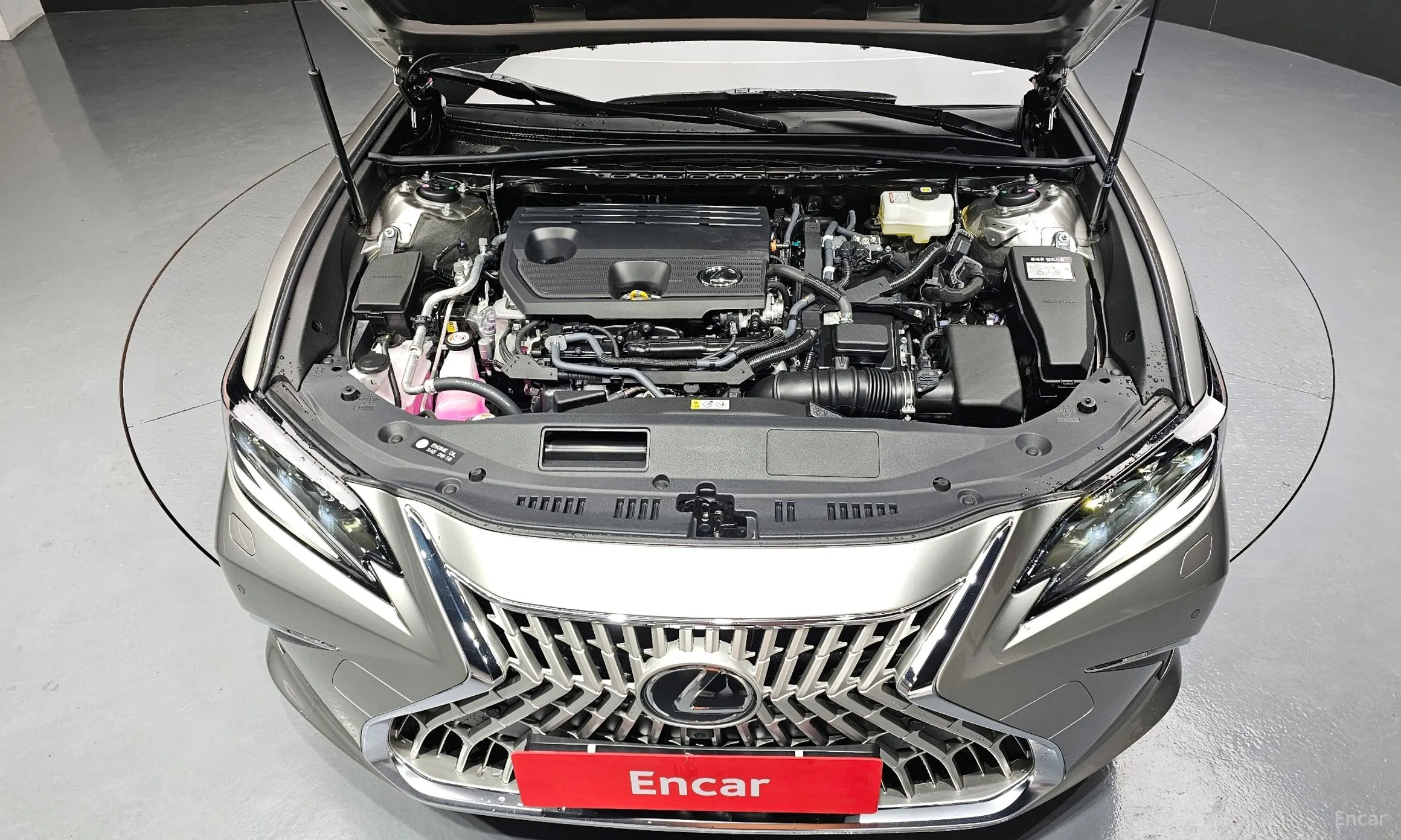 Lexus ES300h 7th Generation превью 6