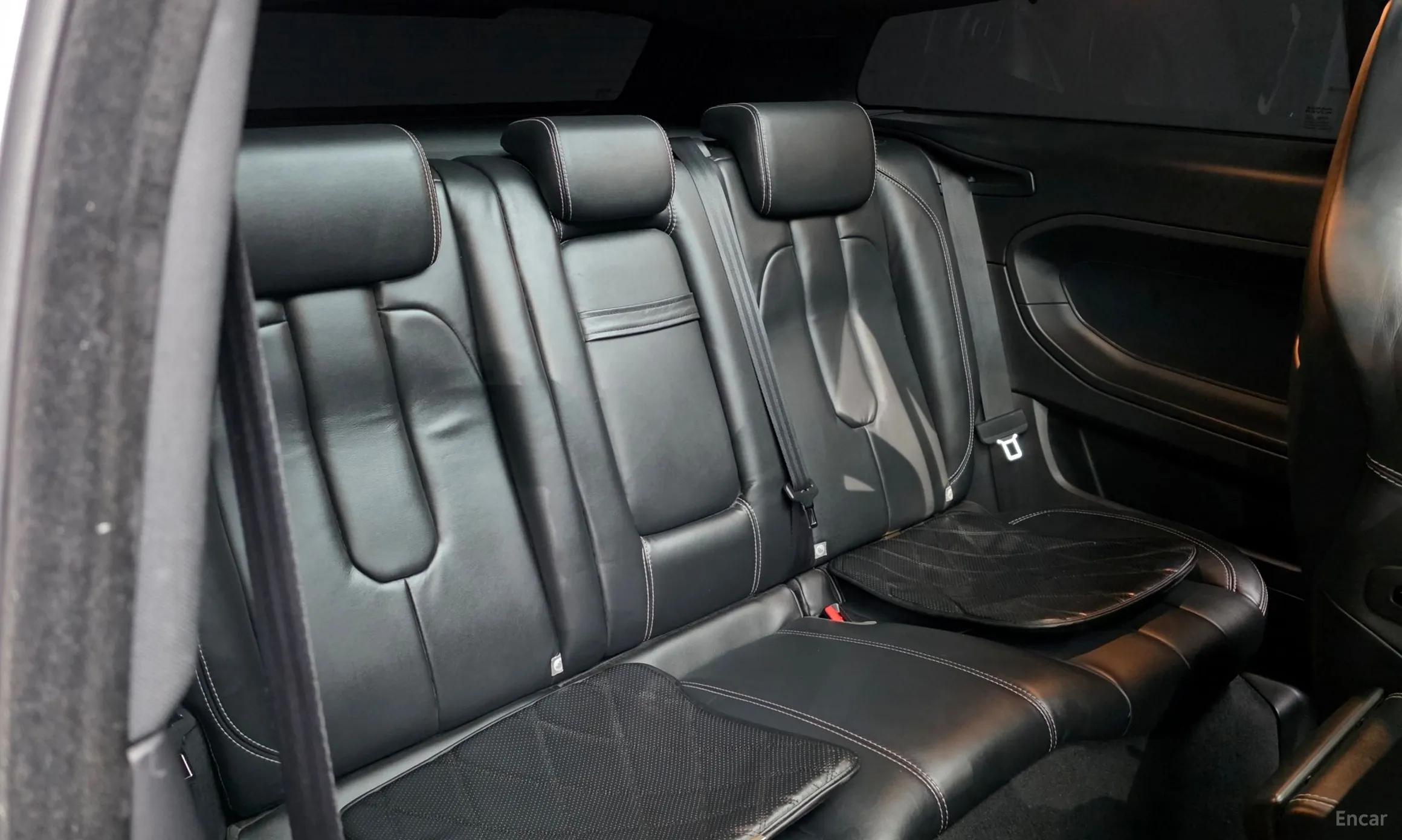 Land Rover Range Rover Evoque превью 12