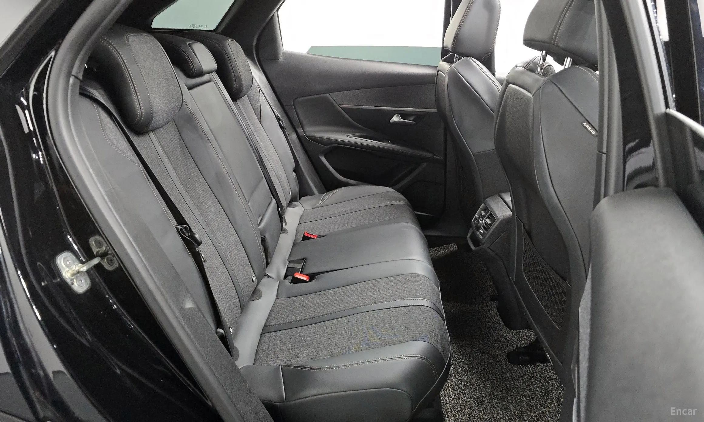 Peugeot 3008 2nd generation превью 12
