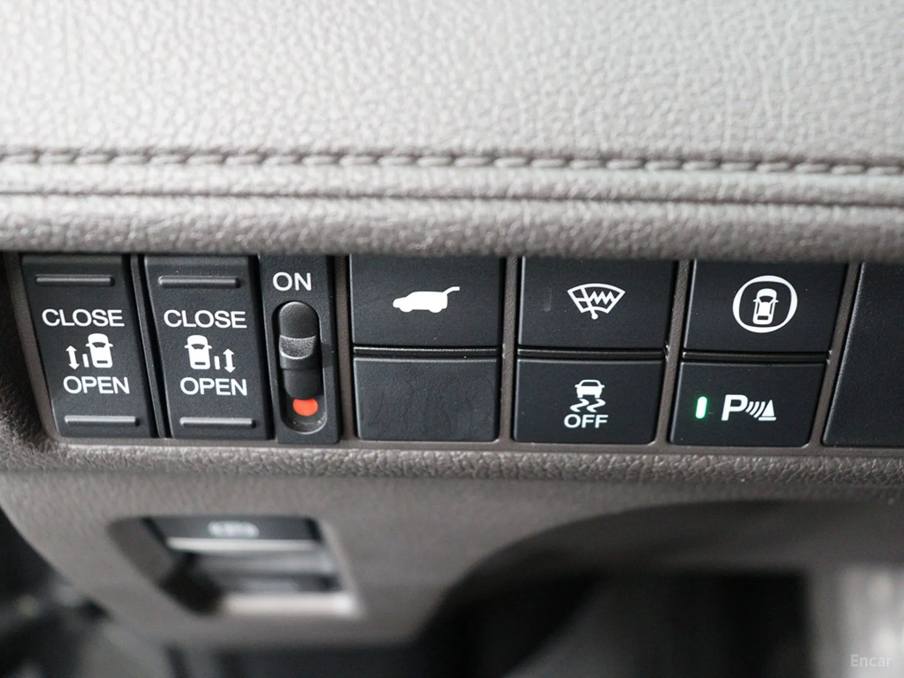 Honda Odyssey превью 10