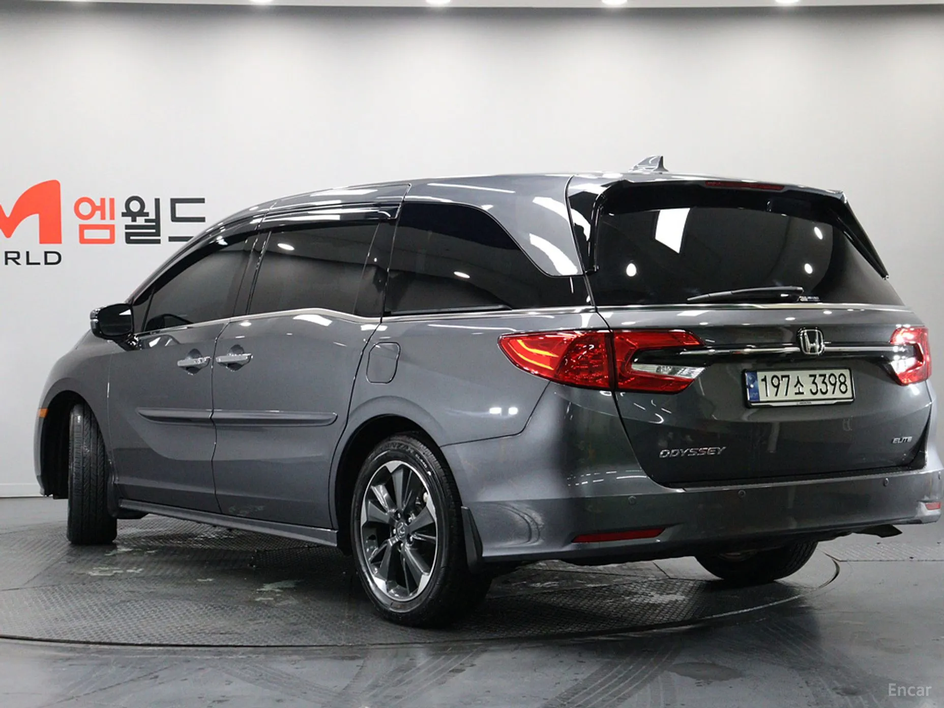 Honda Odyssey превью 3