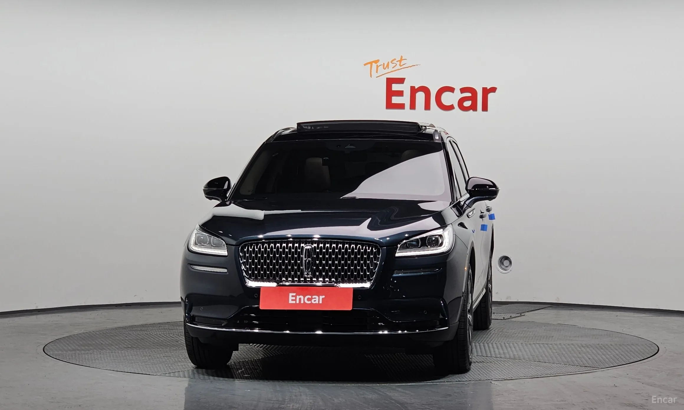 Lincoln Corsair превью 3