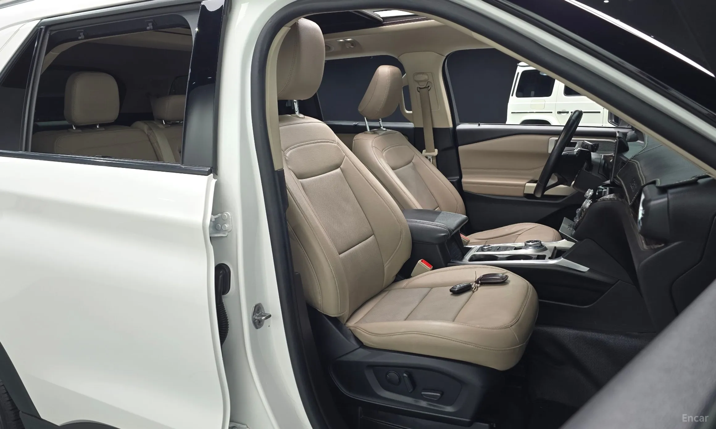 Ford Explorer 6th Generation превью 10
