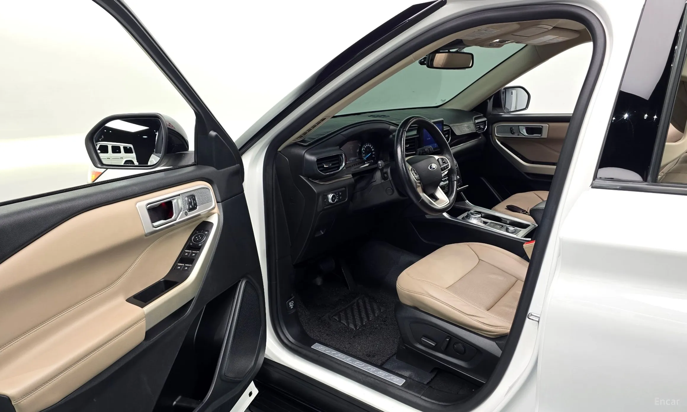 Ford Explorer 6th Generation превью 11