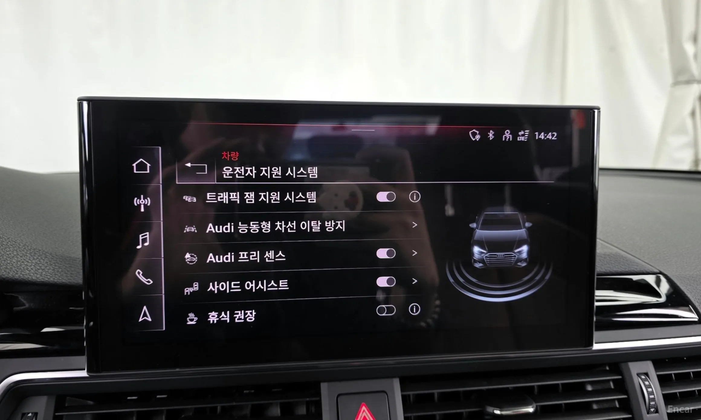 Audi A4 (B9) превью 17