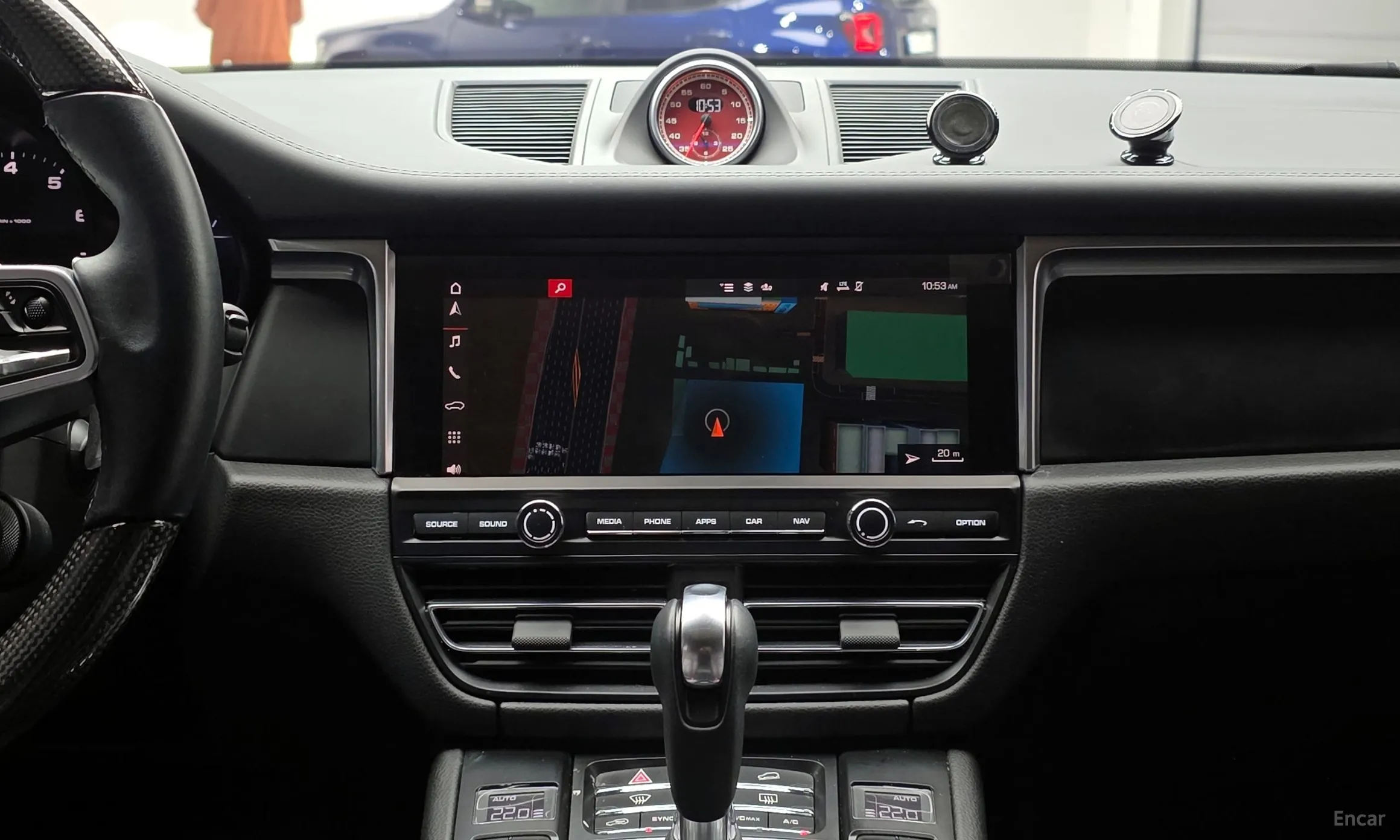 Porsche Macan превью 18