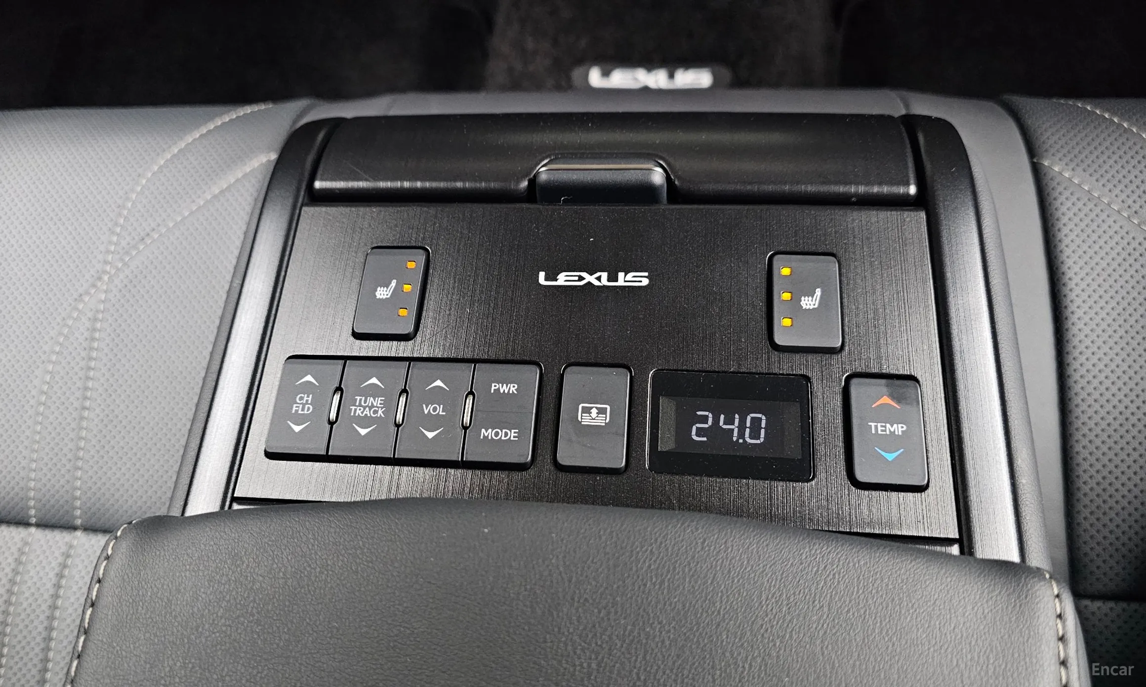 Lexus ES300h 7th Generation превью 18